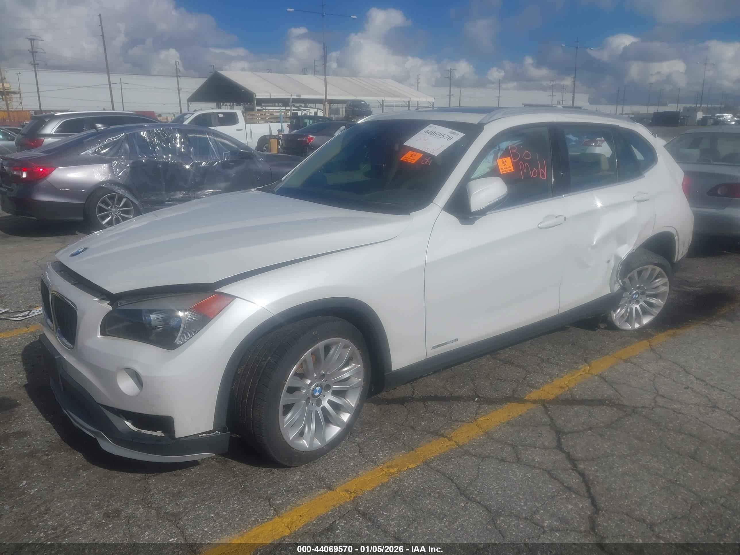 BMW X1 image 2