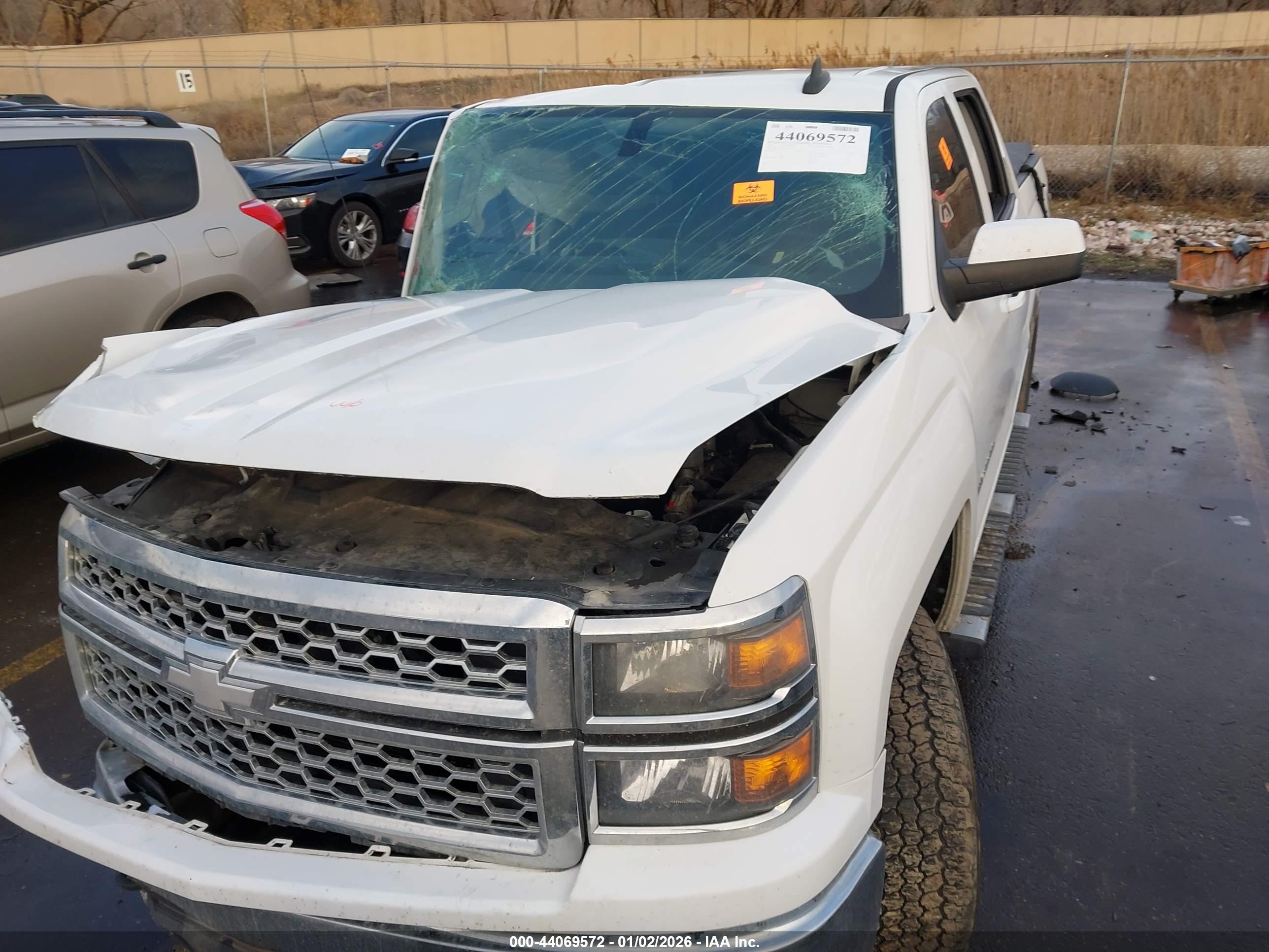 CHEVROLET SILVERADO image 6