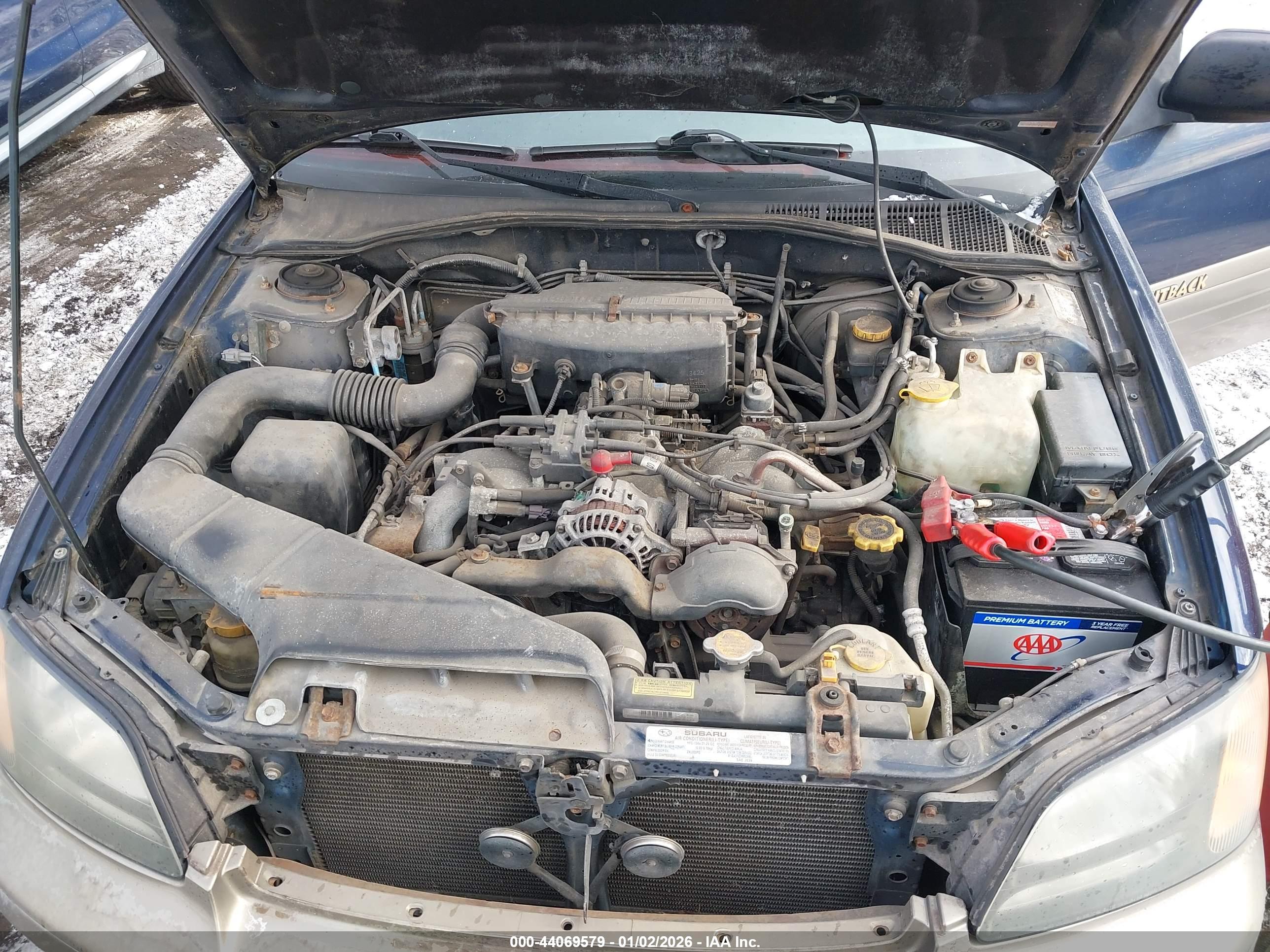 SUBARU OUTBACK image 10