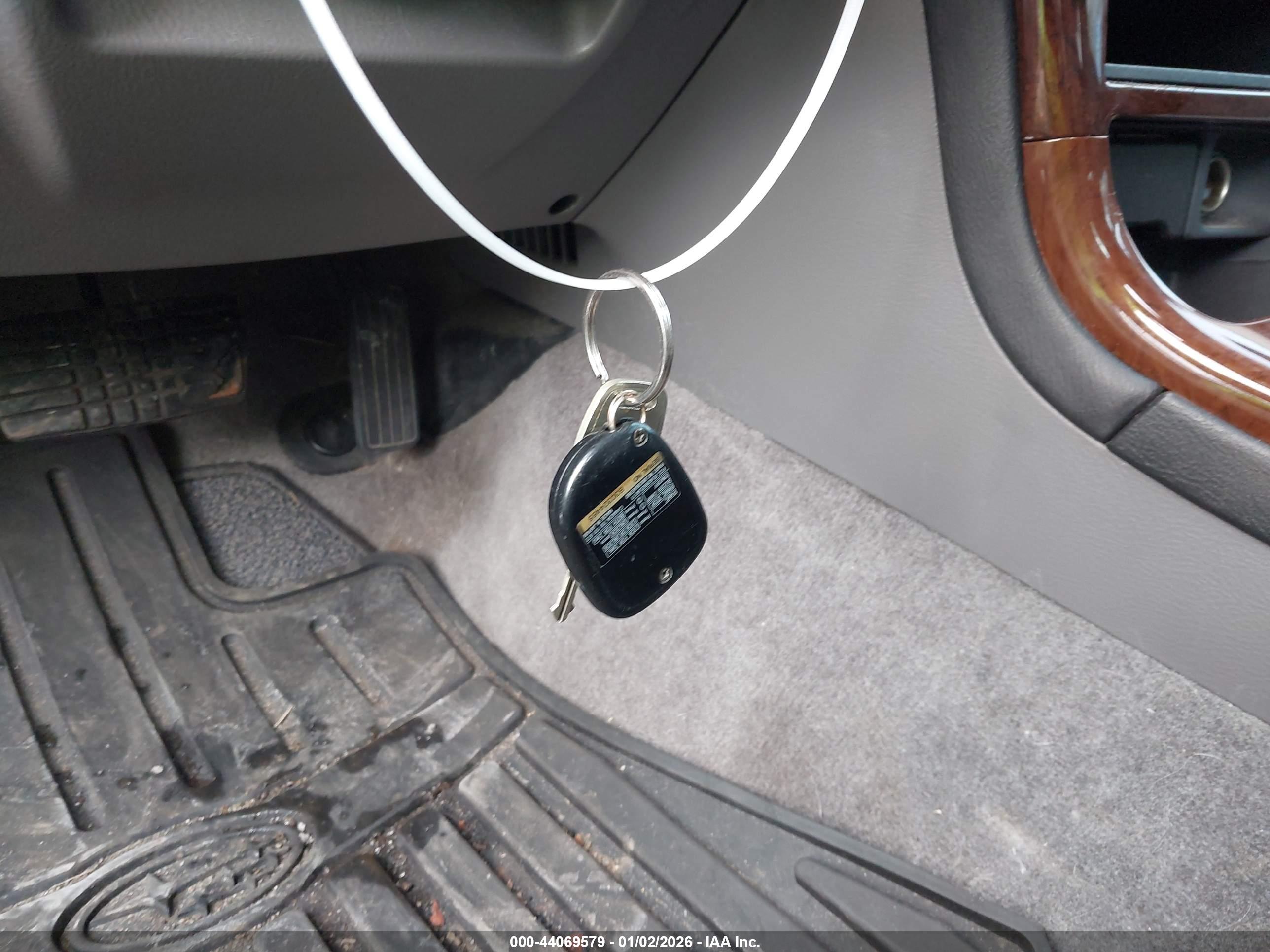 SUBARU OUTBACK image 11