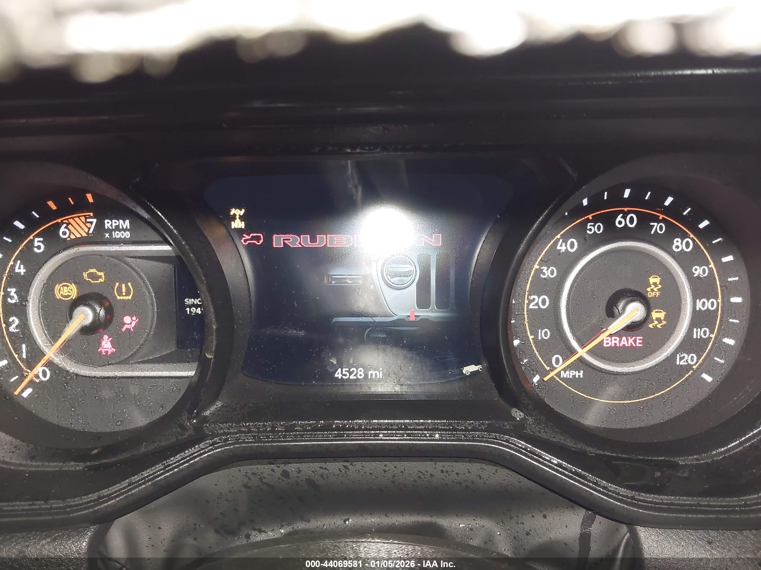 JEEP WRANGLER image 7
