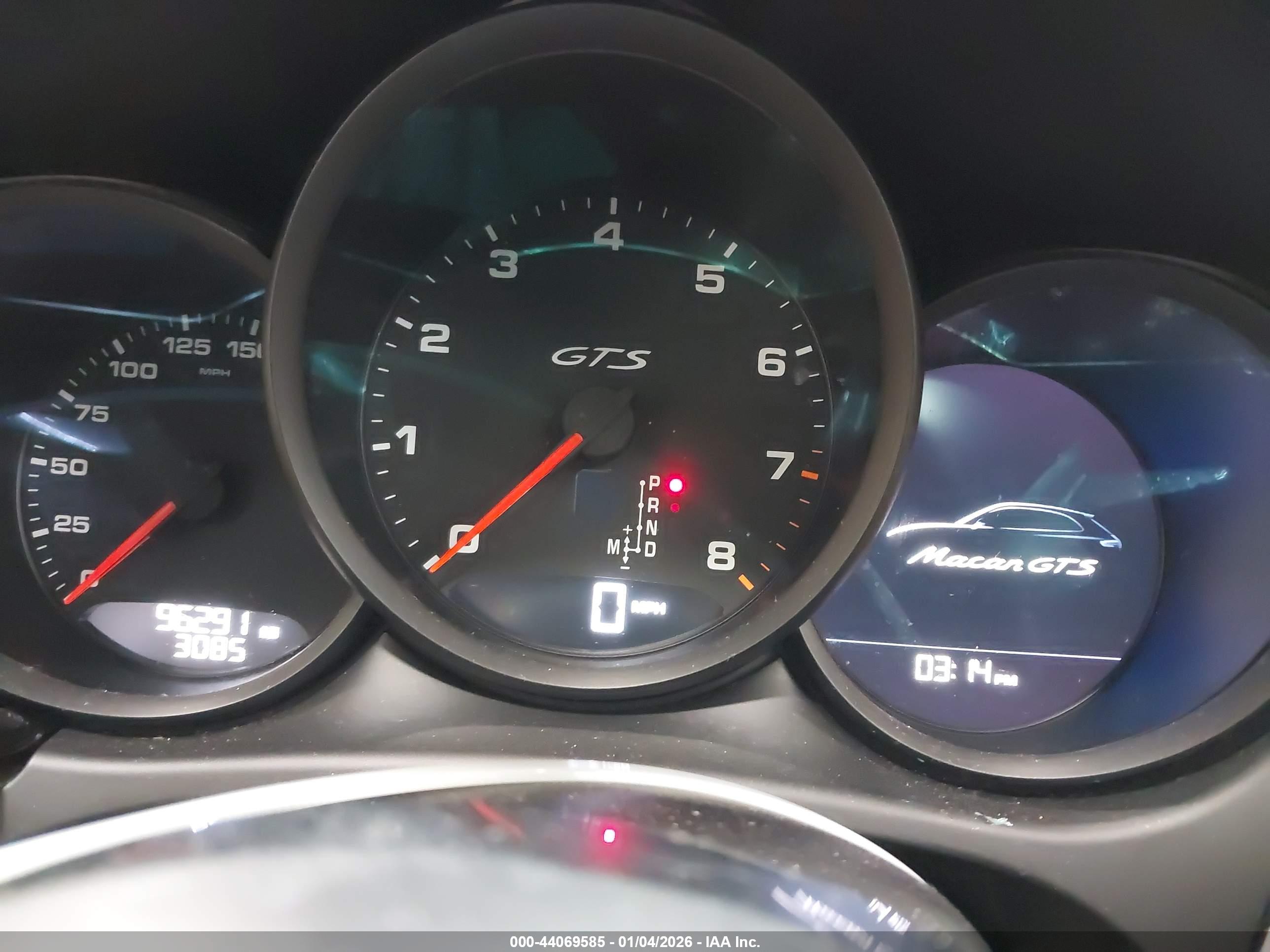 PORSCHE MACAN image 7