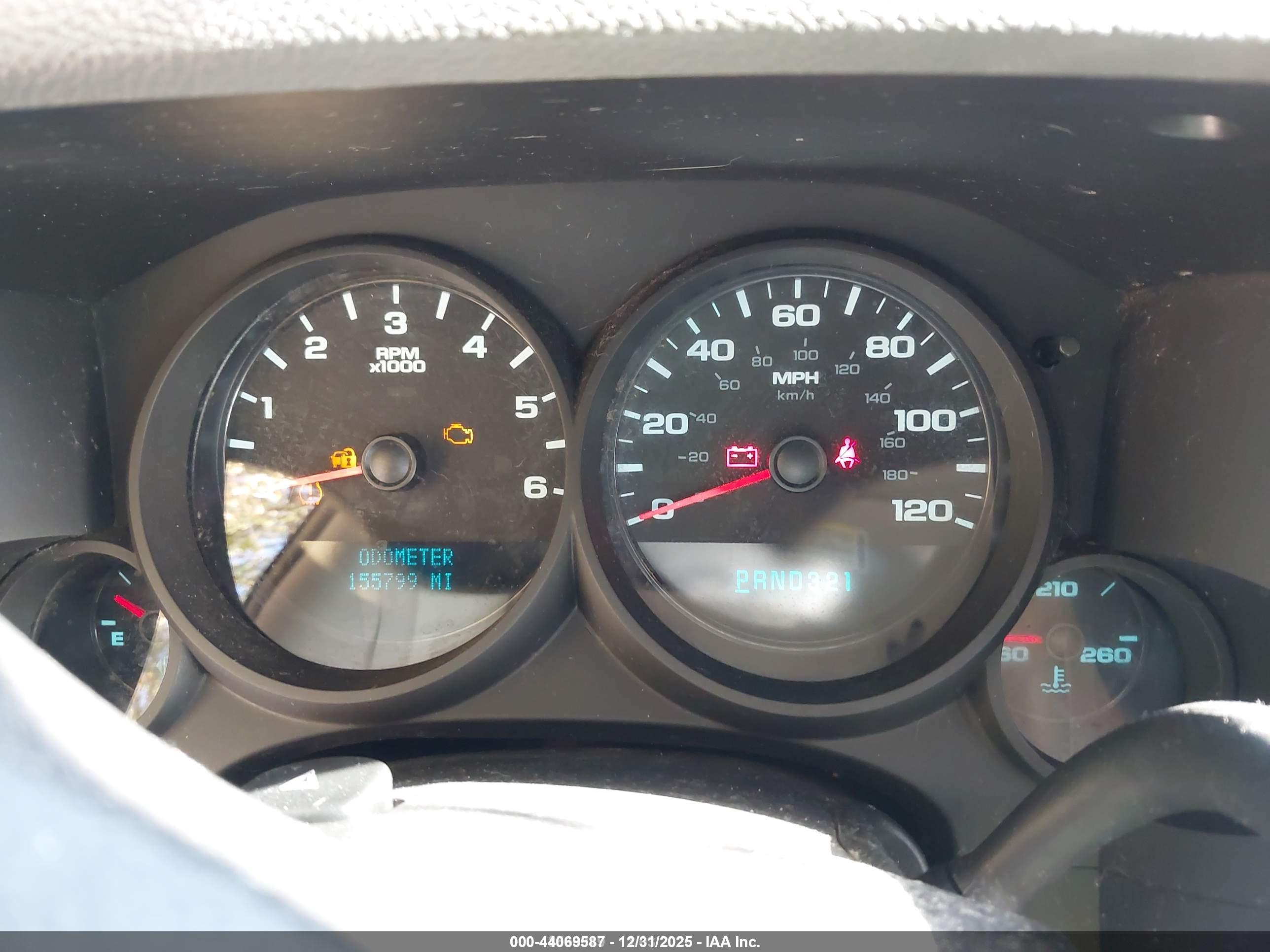 CHEVROLET SILVERADO image 7