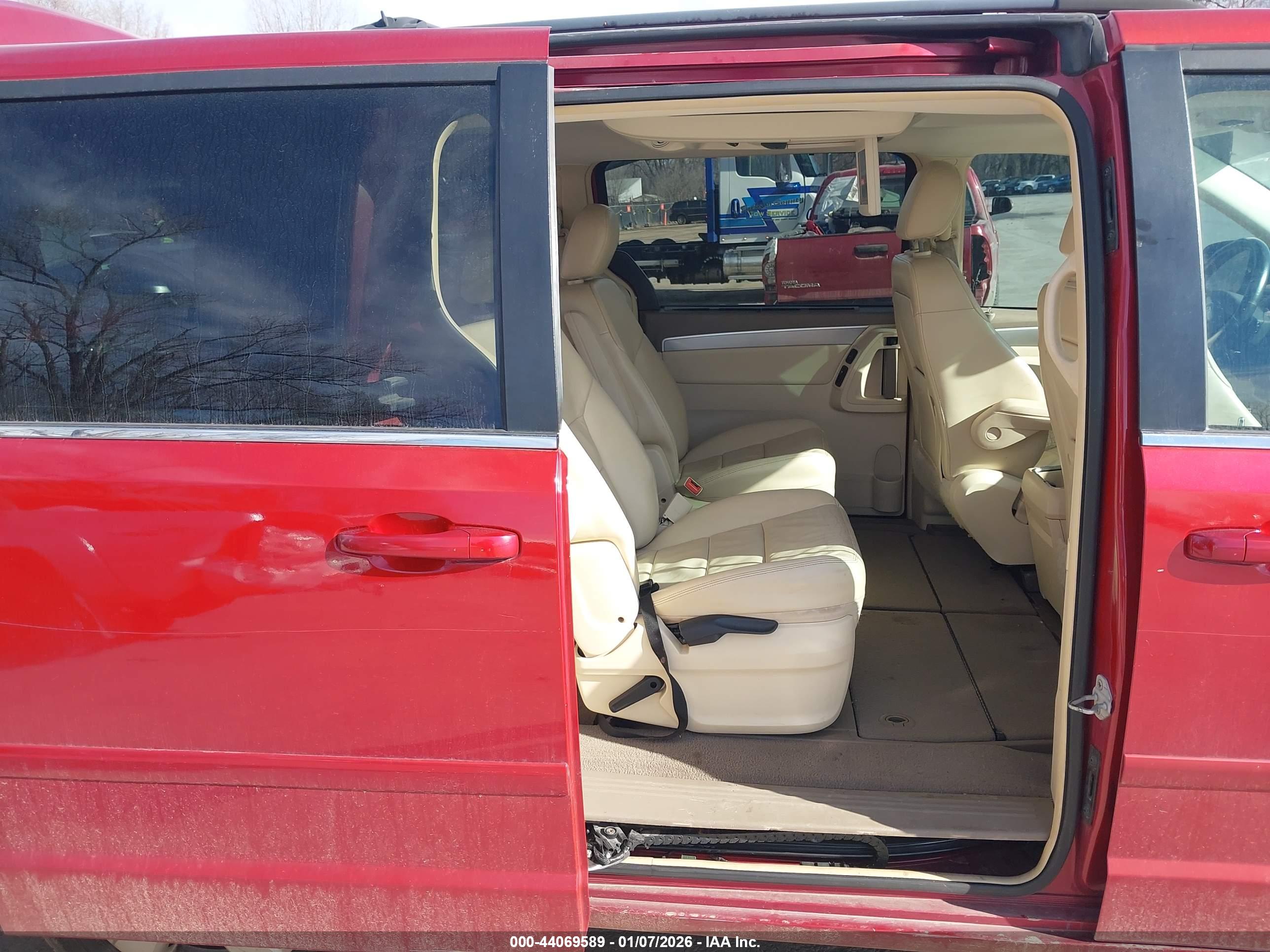 VOLKSWAGEN ROUTAN image 8