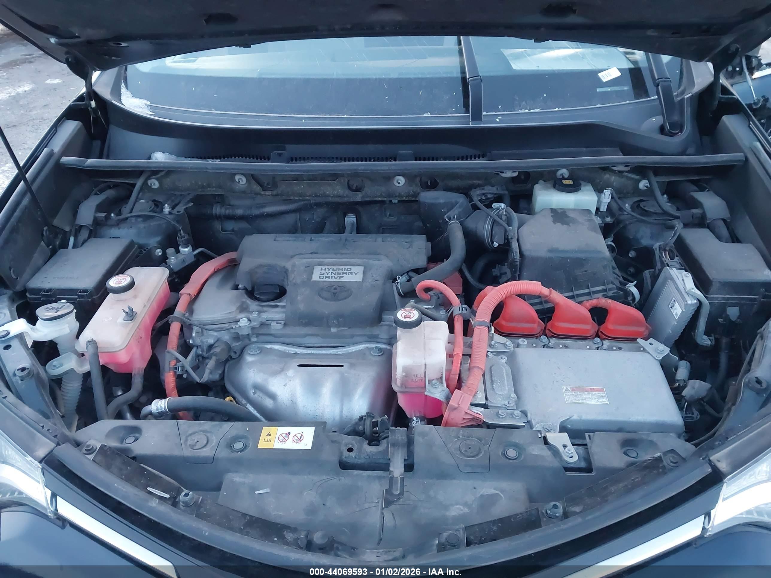 TOYOTA RAV4 image 10