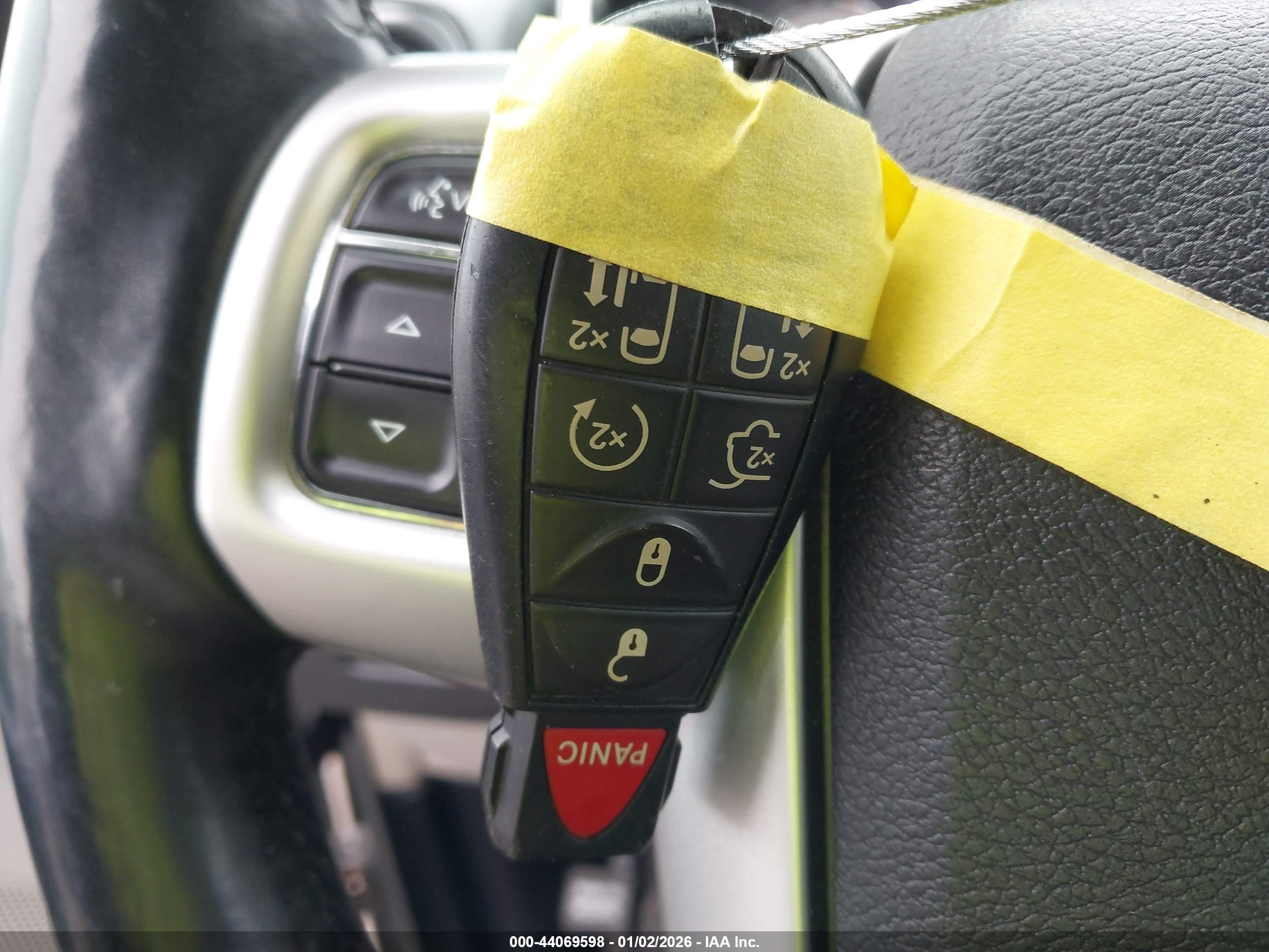 CHRYSLER TOWN image 11