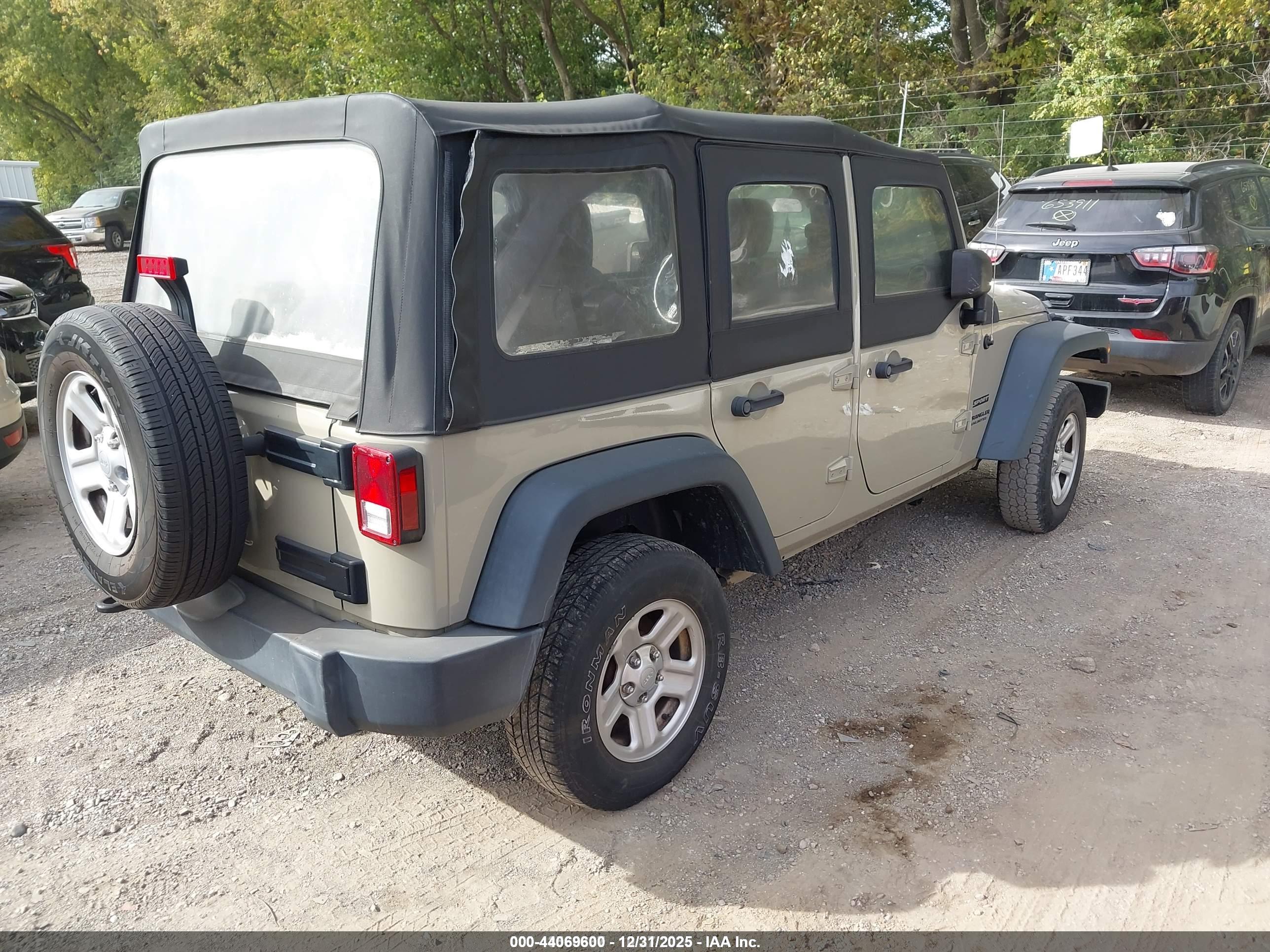 JEEP WRANGLER image 4