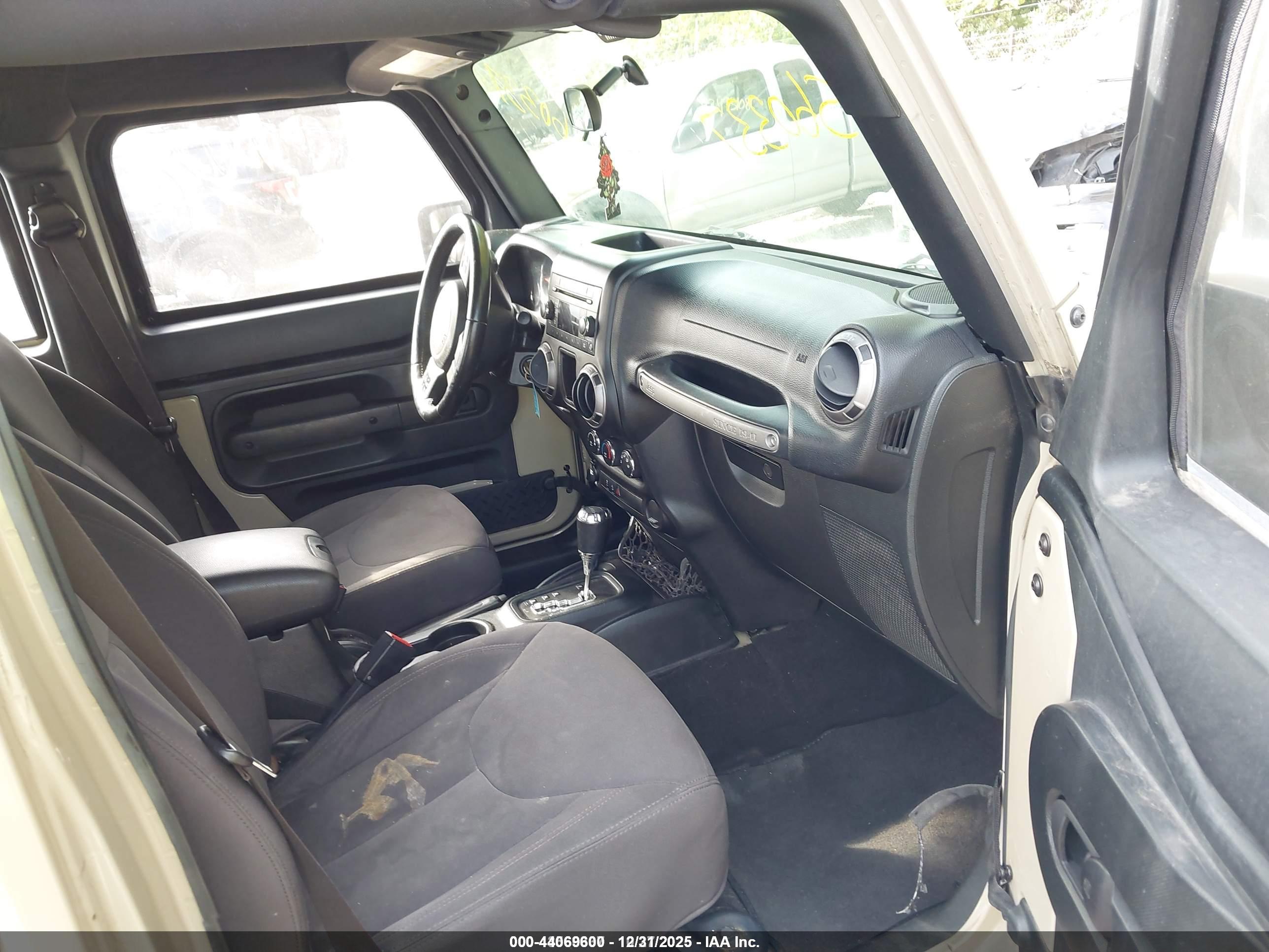 JEEP WRANGLER image 5