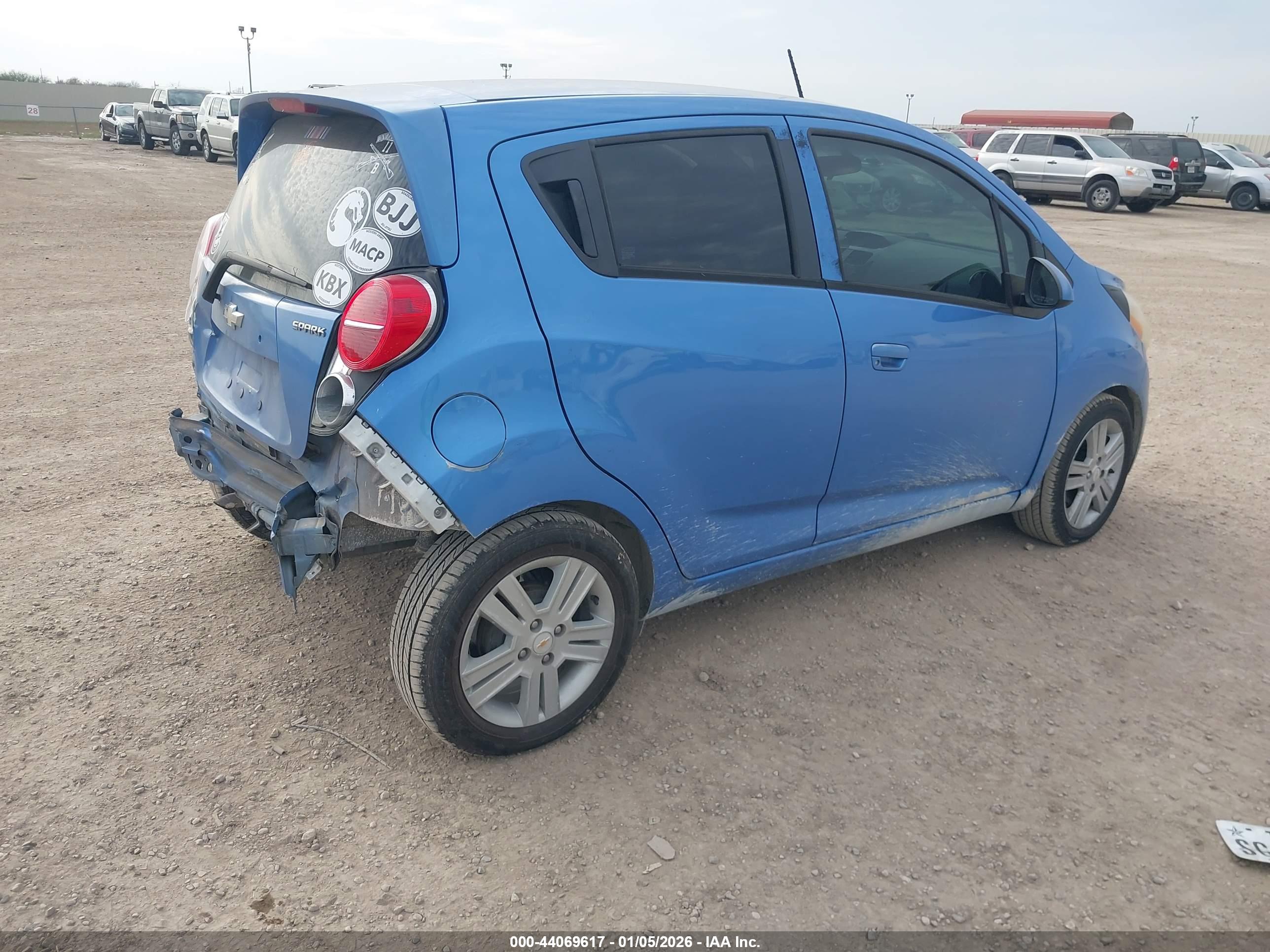 CHEVROLET SPARK image 4