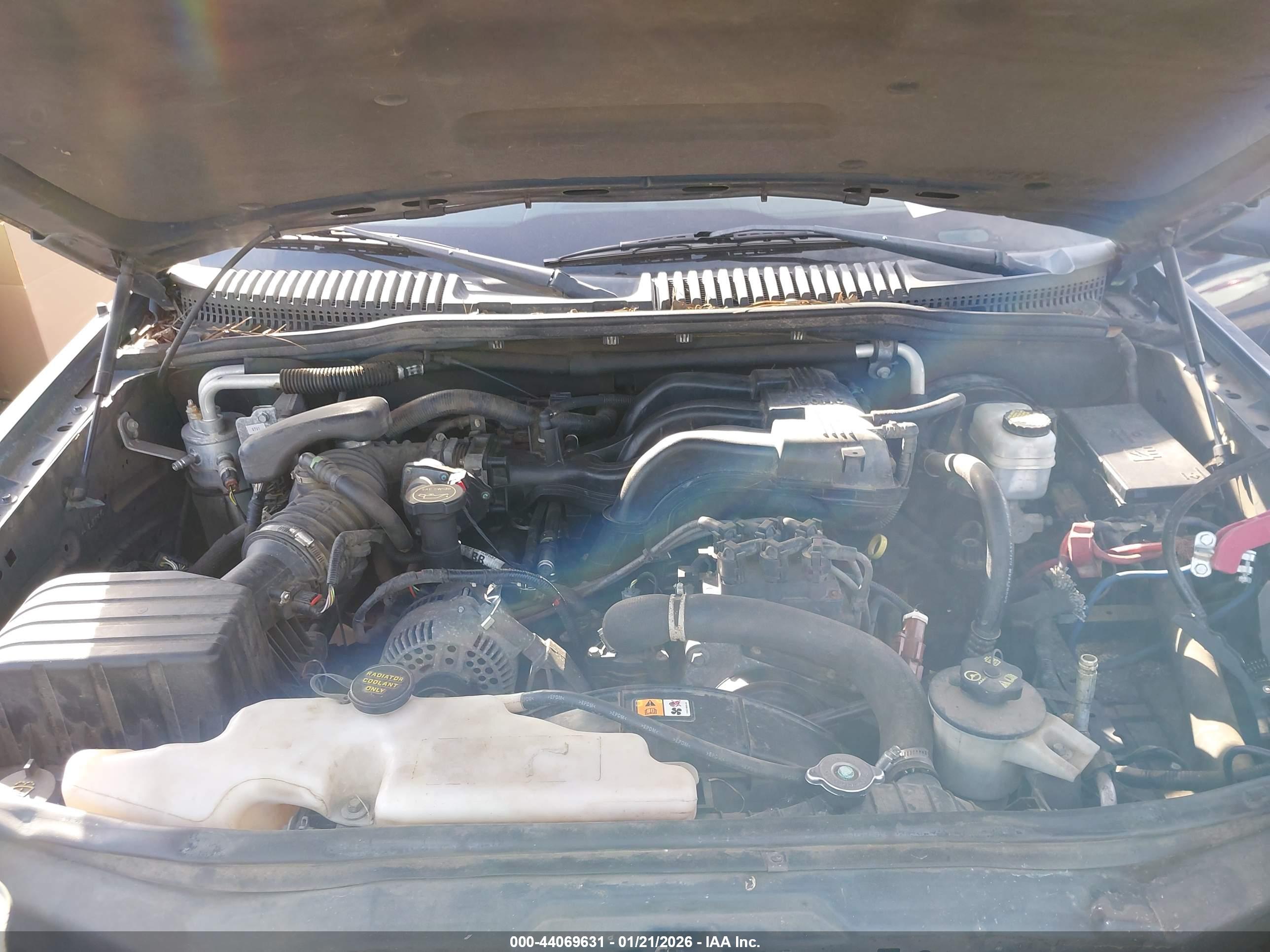 FORD EXPLORER image 10
