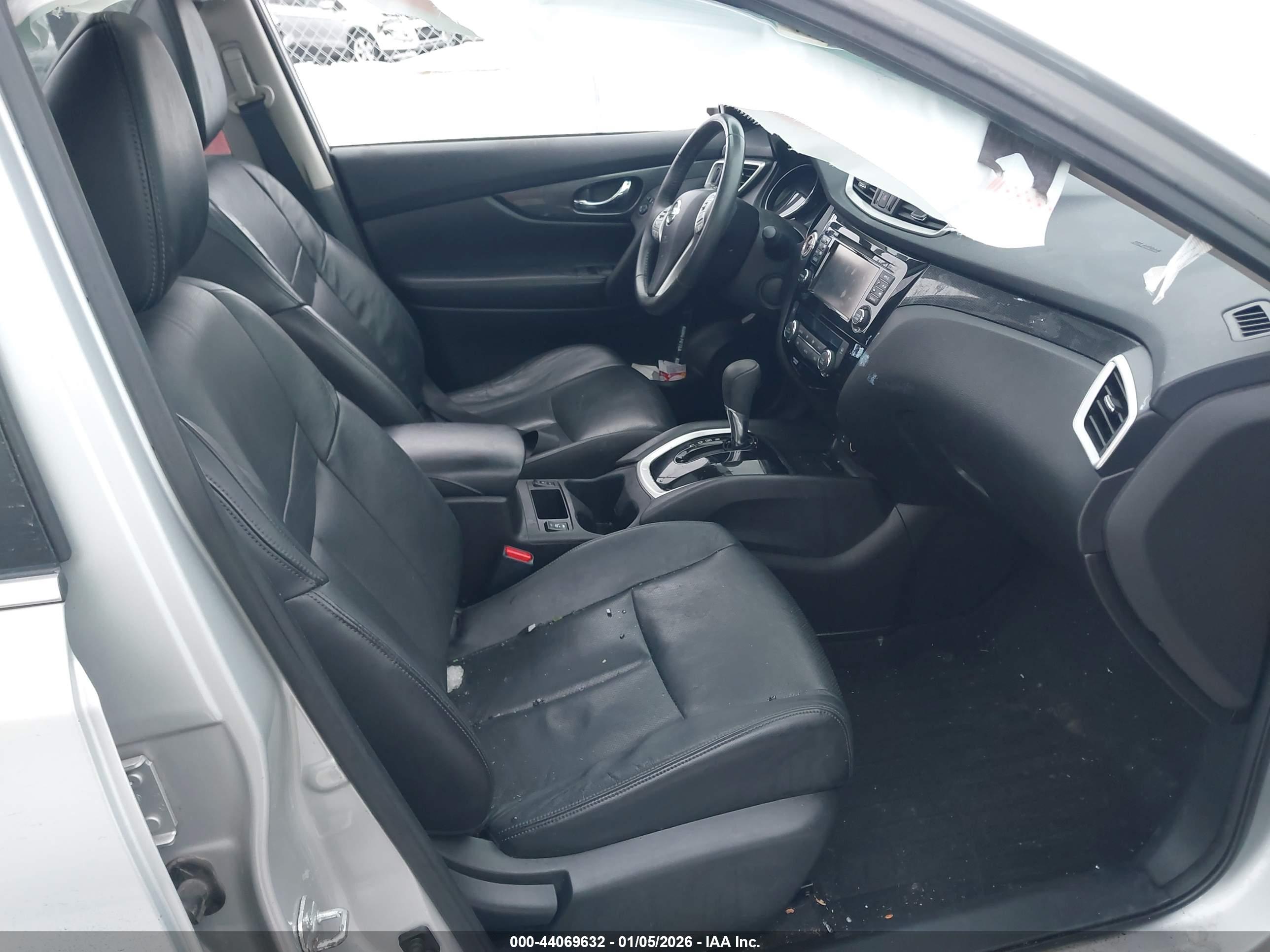 NISSAN ROGUE image 5