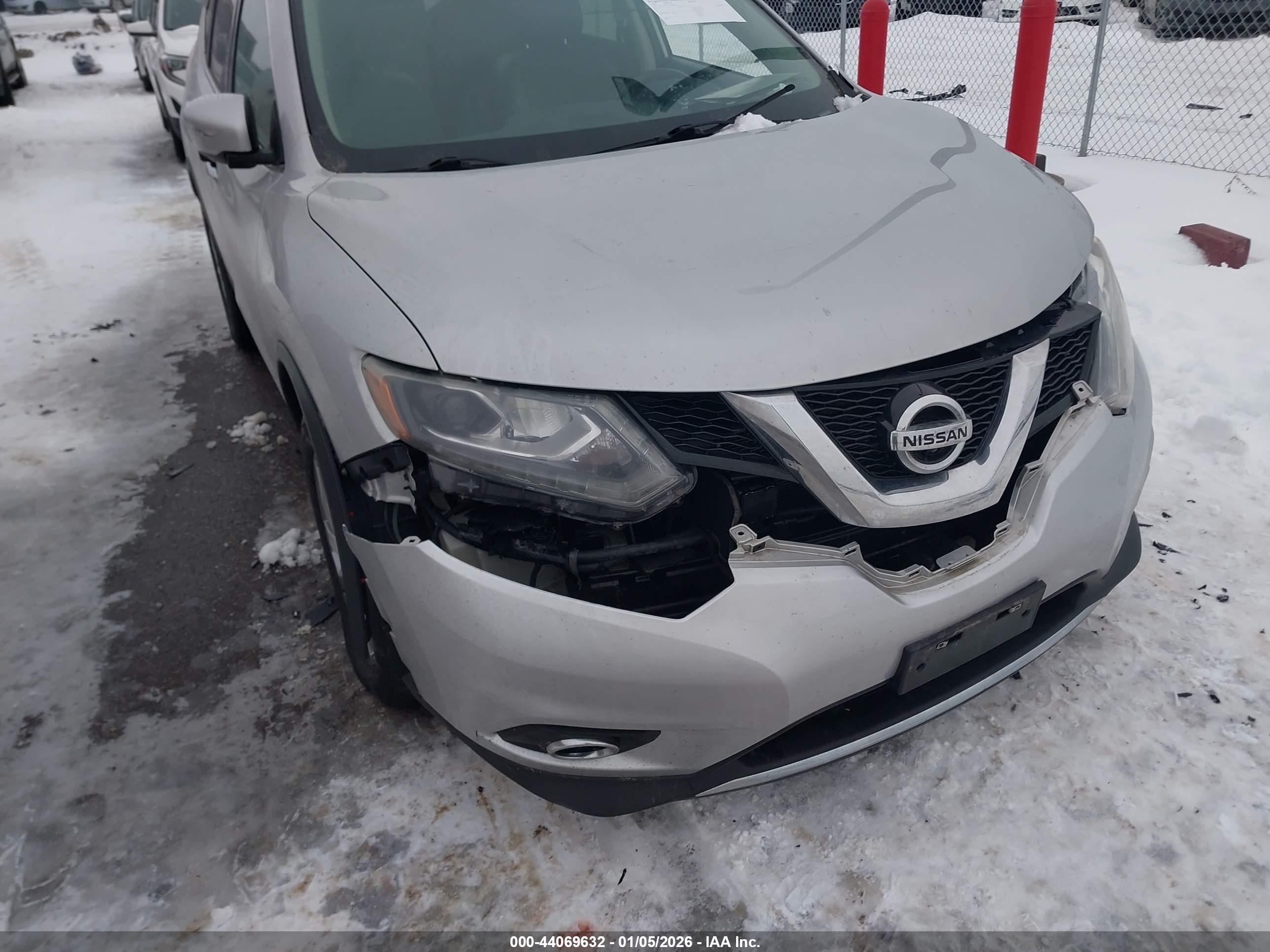 NISSAN ROGUE image 6