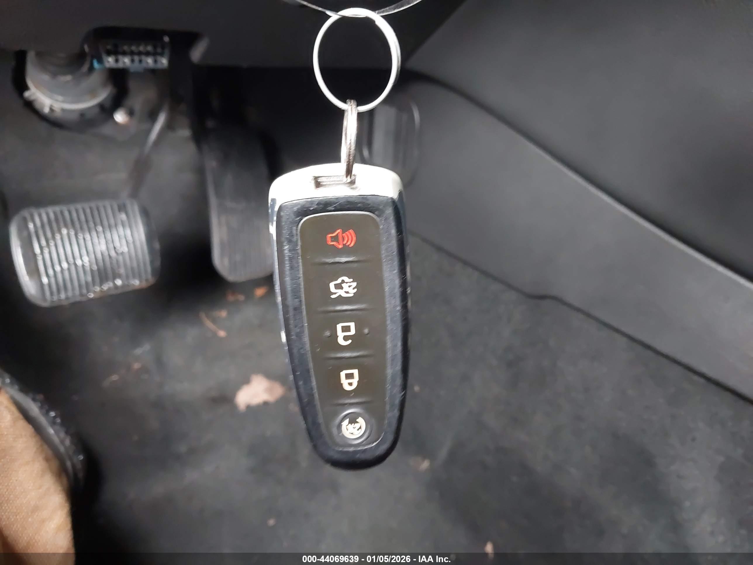 FORD TAURUS image 11