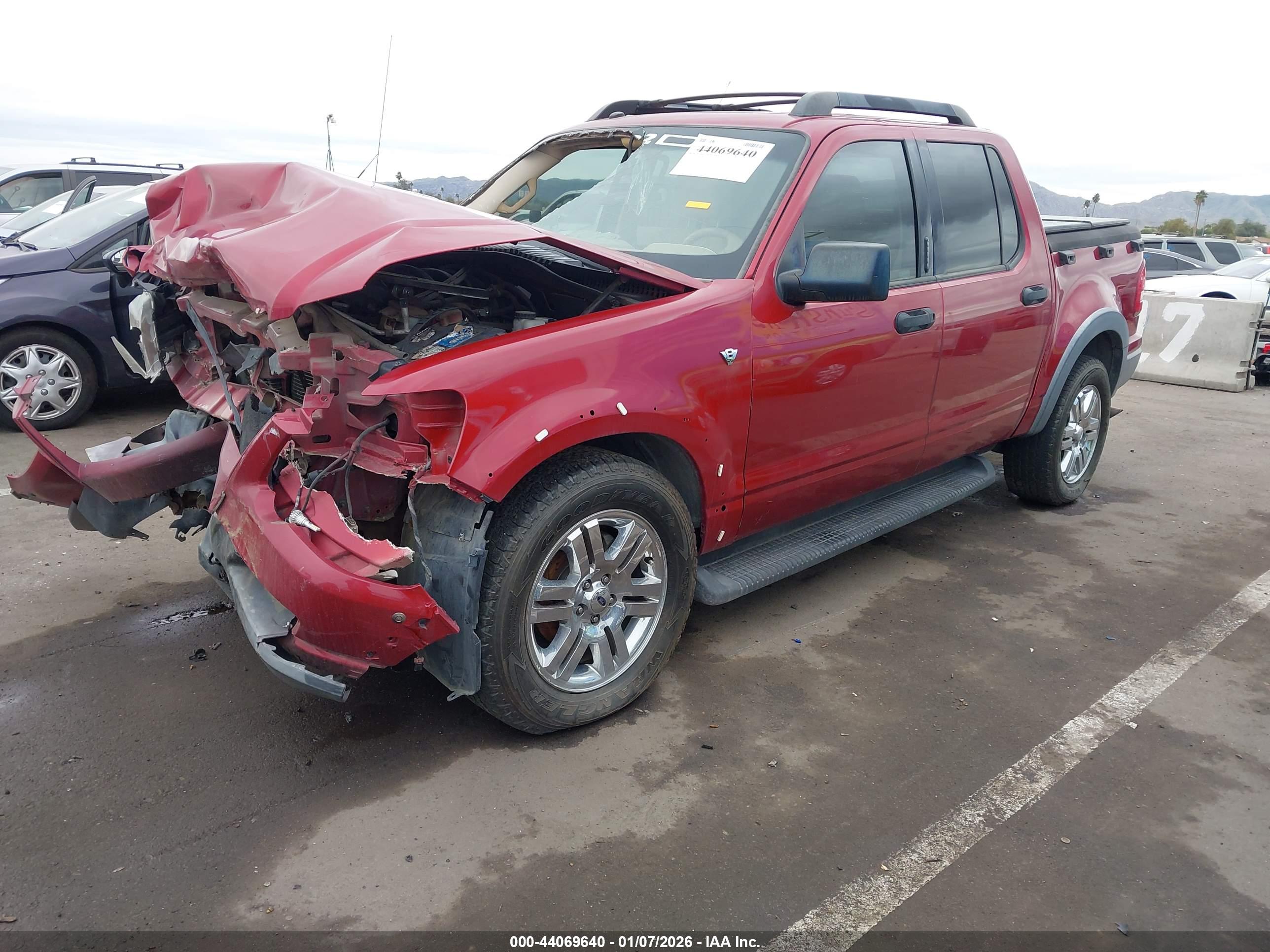 FORD EXPLORER image 2