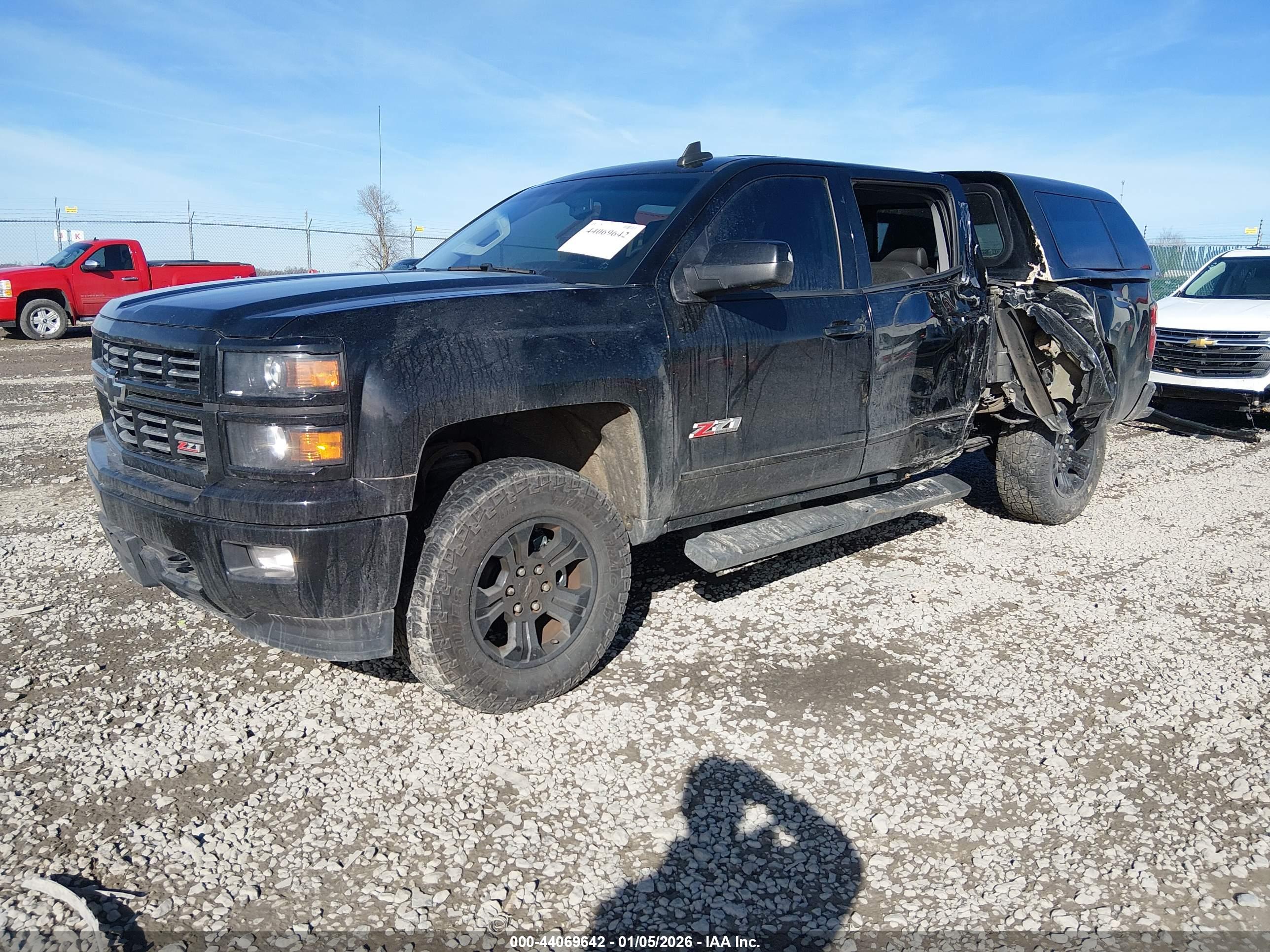 CHEVROLET SILVERADO image 2