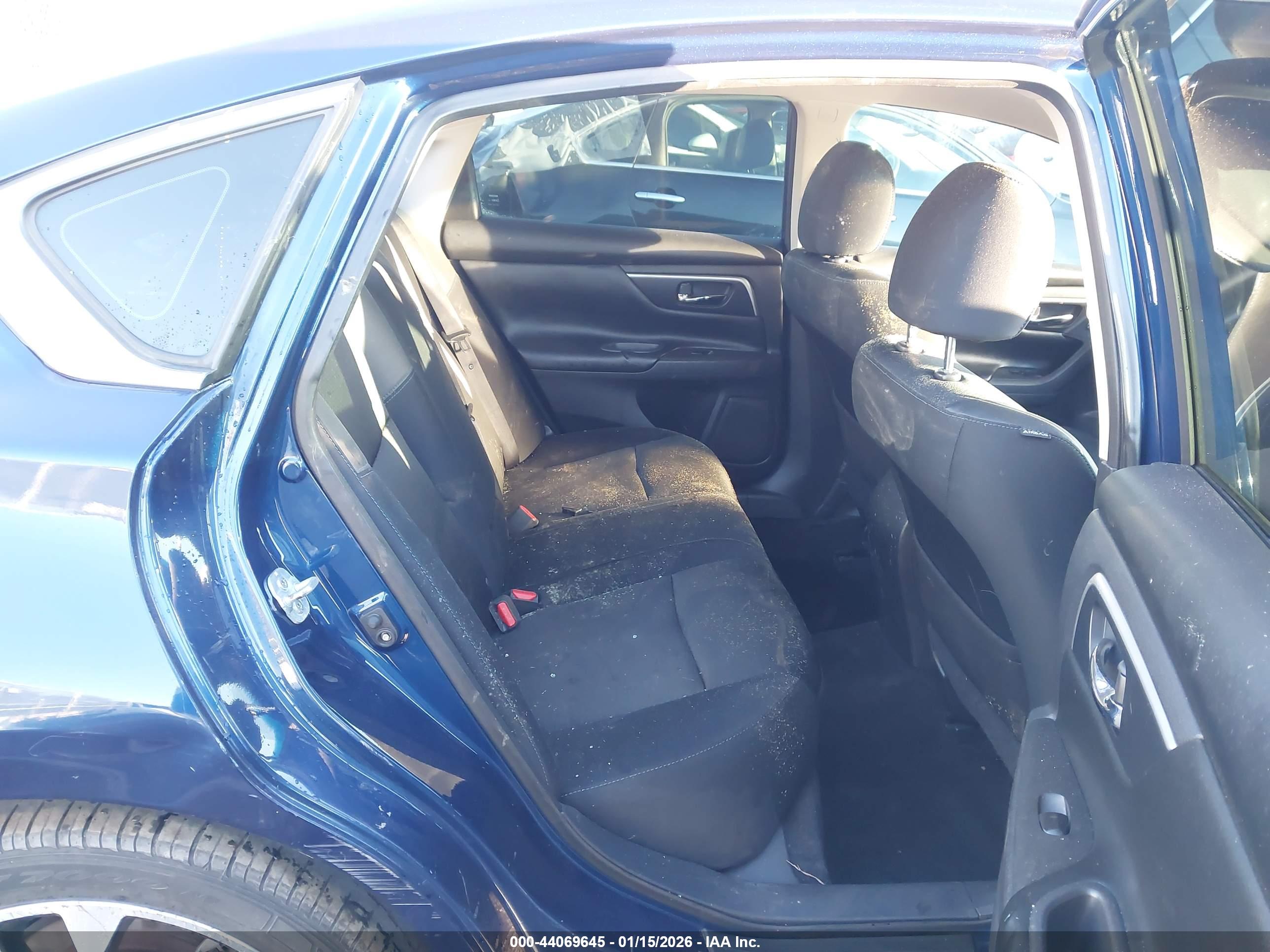 NISSAN ALTIMA image 8
