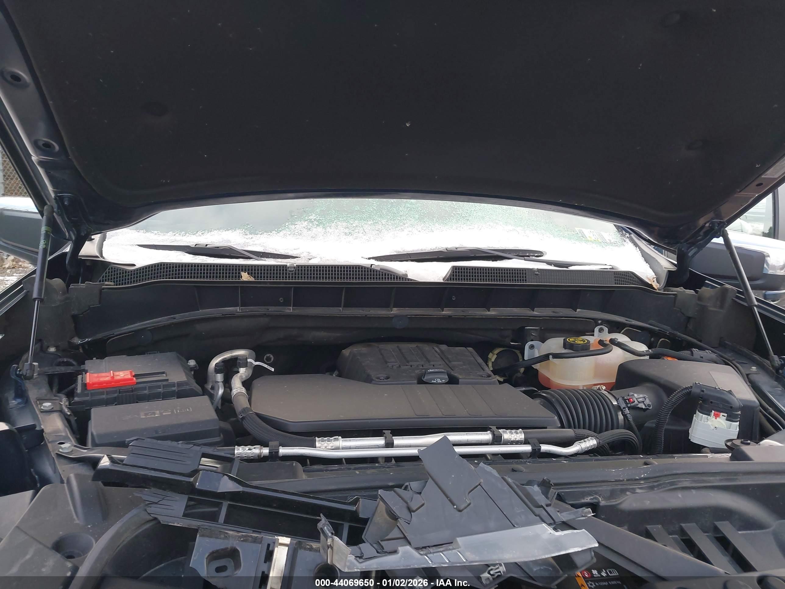 CHEVROLET SILVERADO image 10