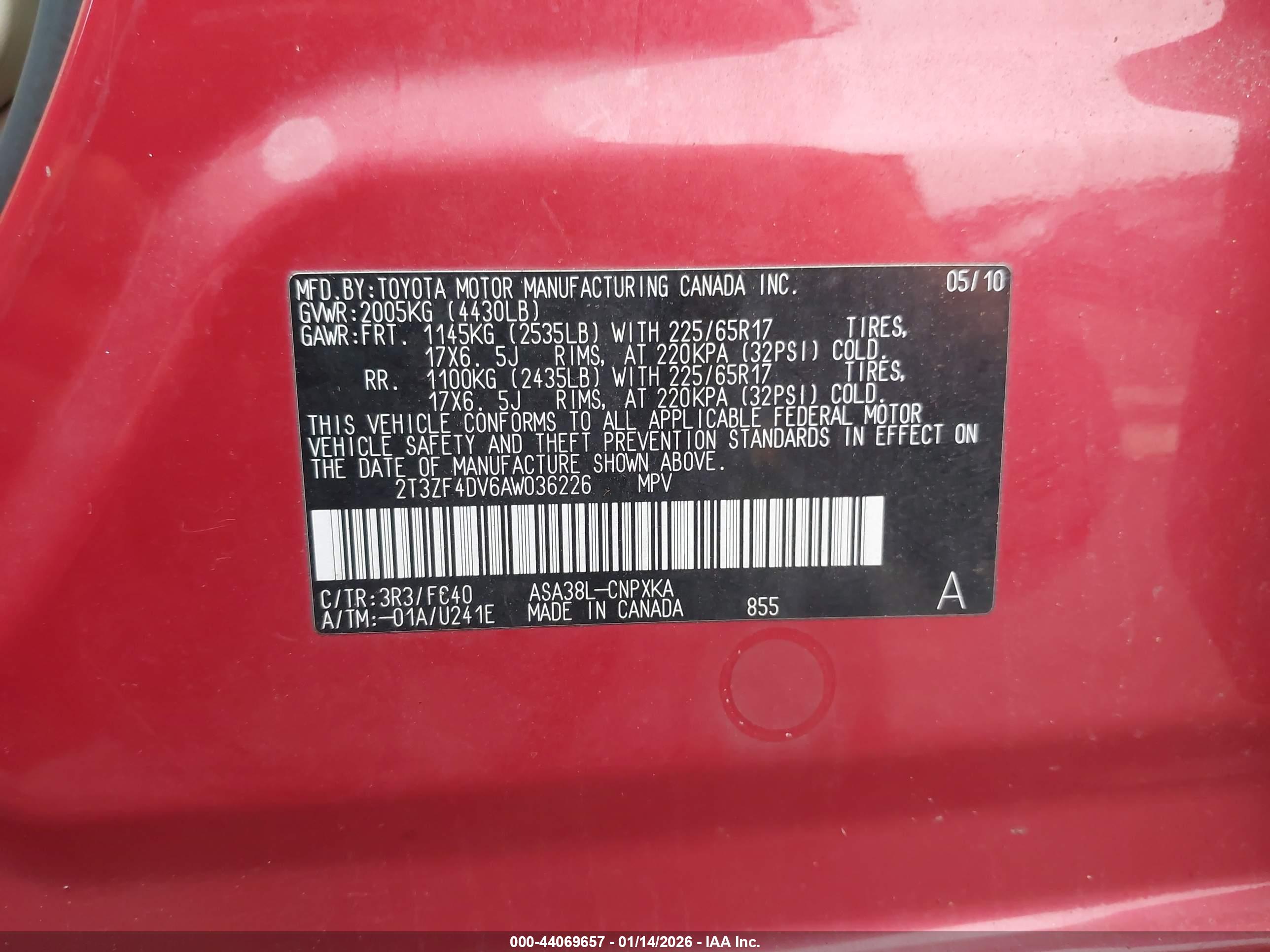 TOYOTA RAV4 image 9