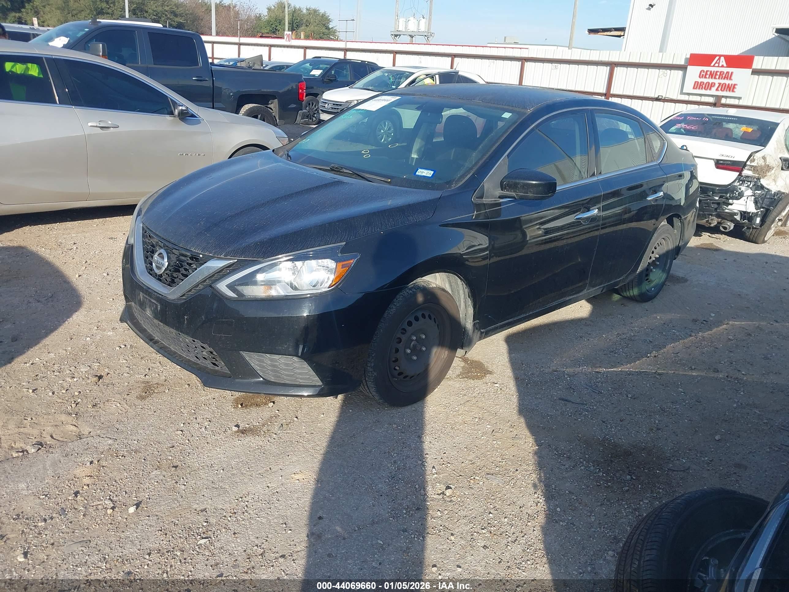 NISSAN SENTRA image 2