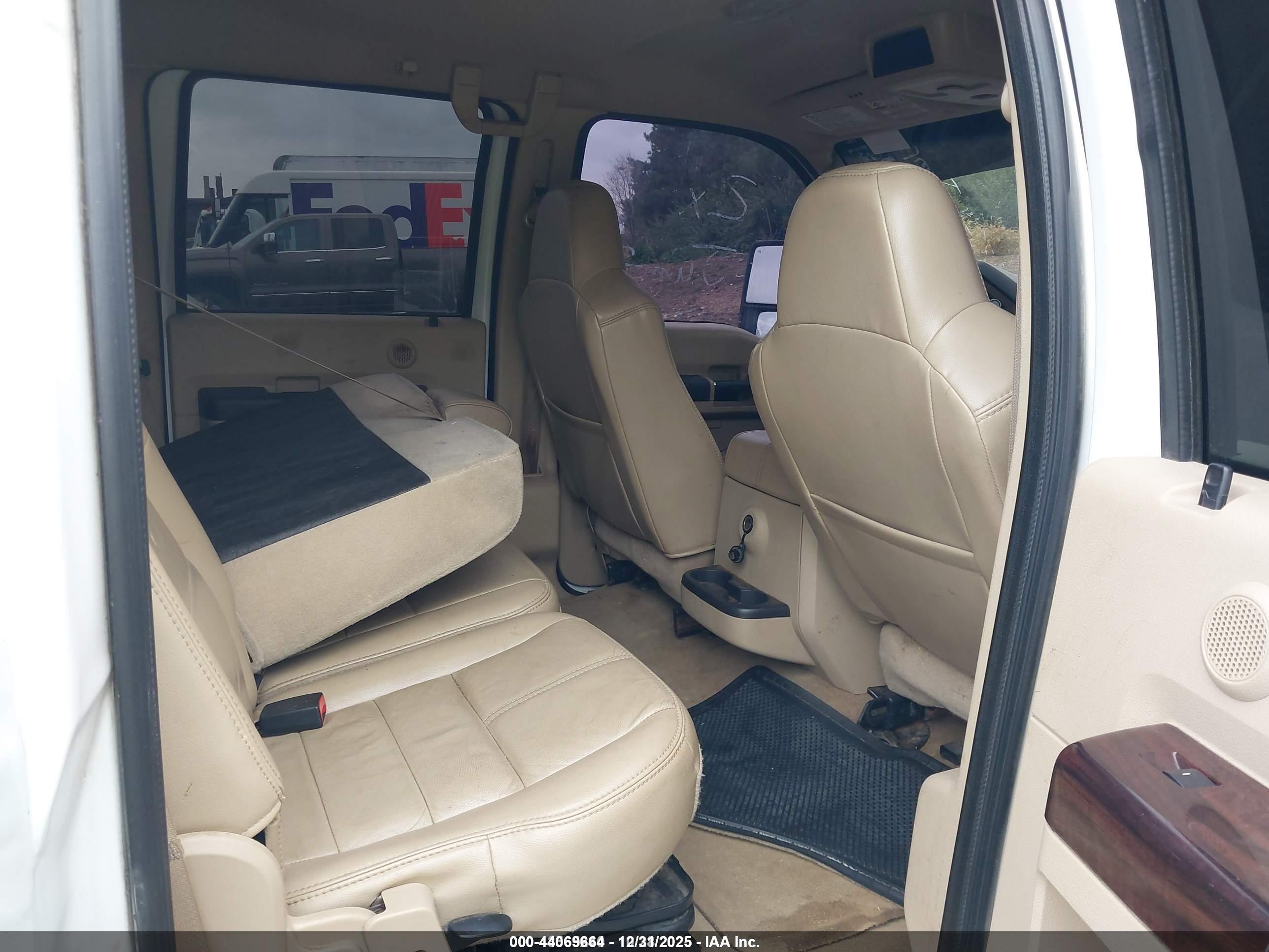 FORD F-250 image 8