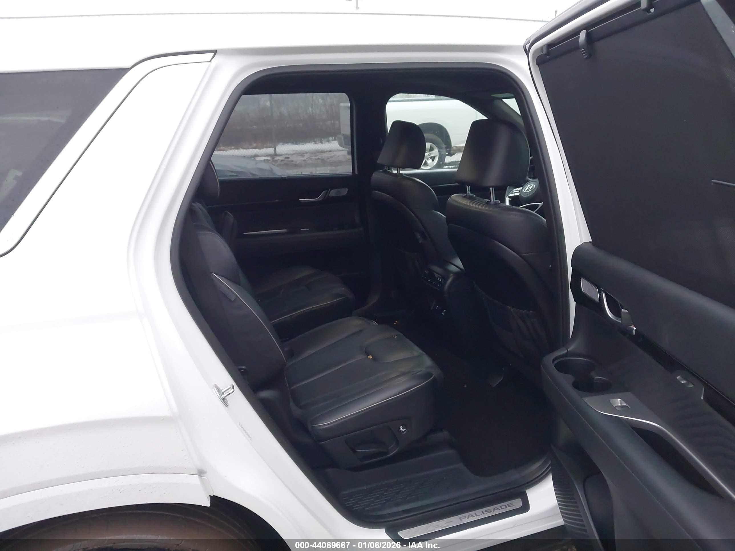 HYUNDAI PALISADE image 8