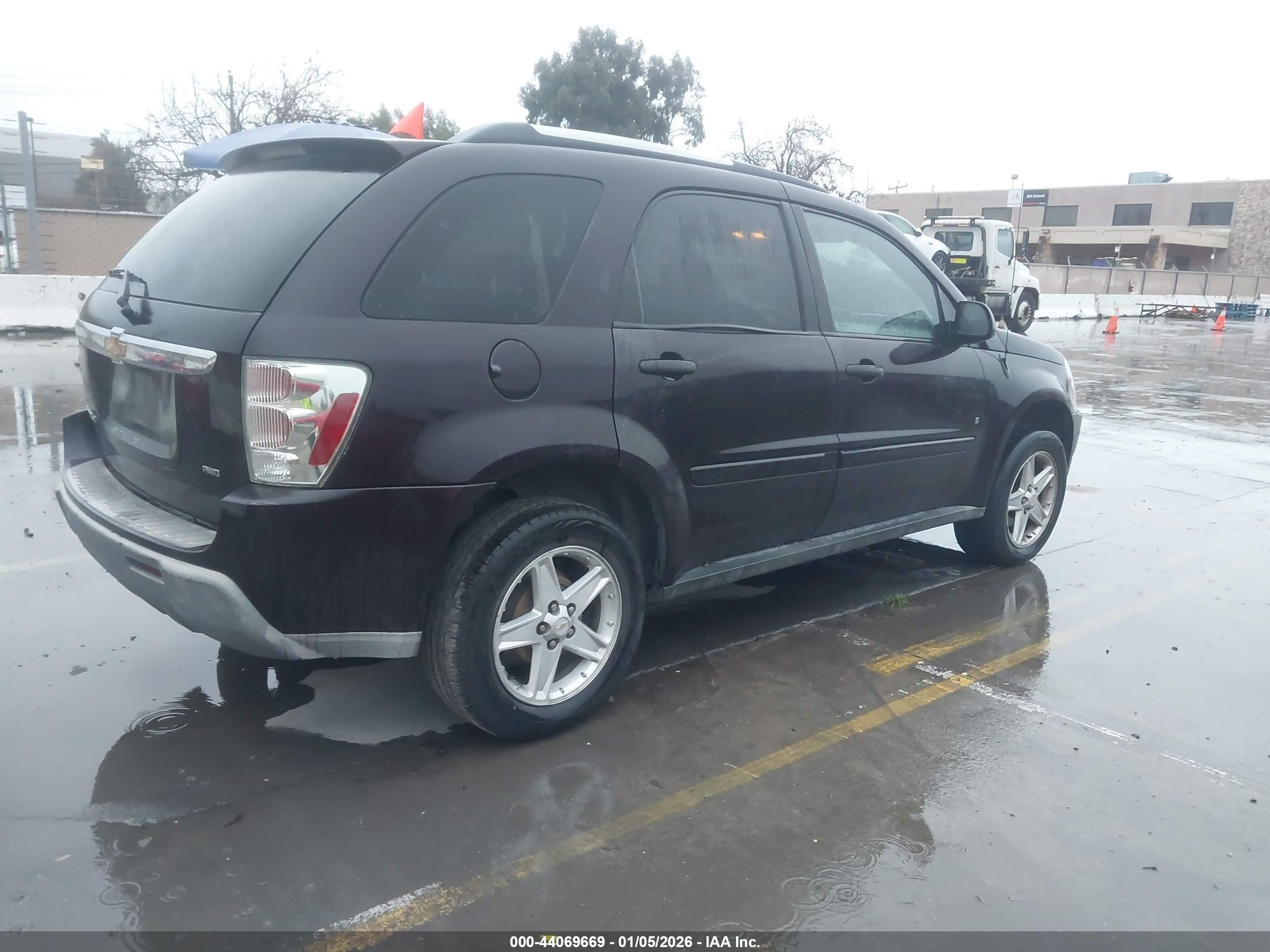 CHEVROLET EQUINOX image 4