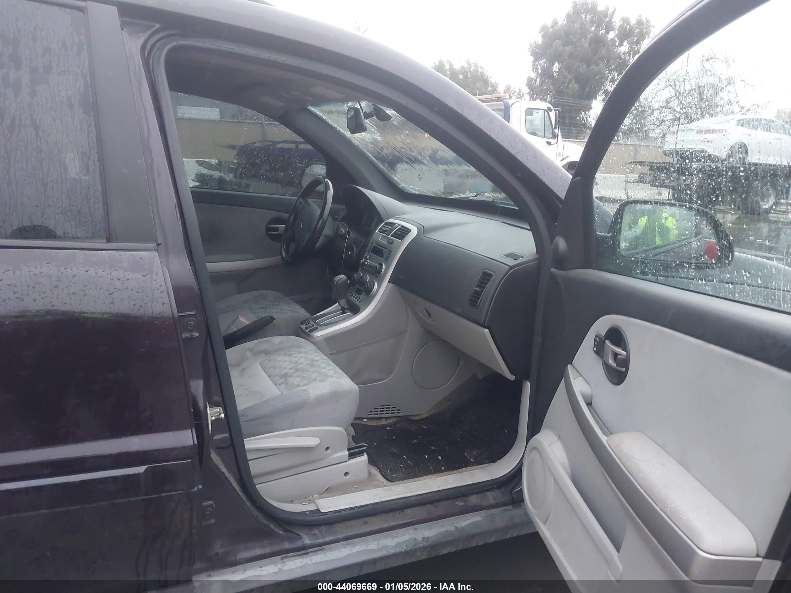 CHEVROLET EQUINOX image 5