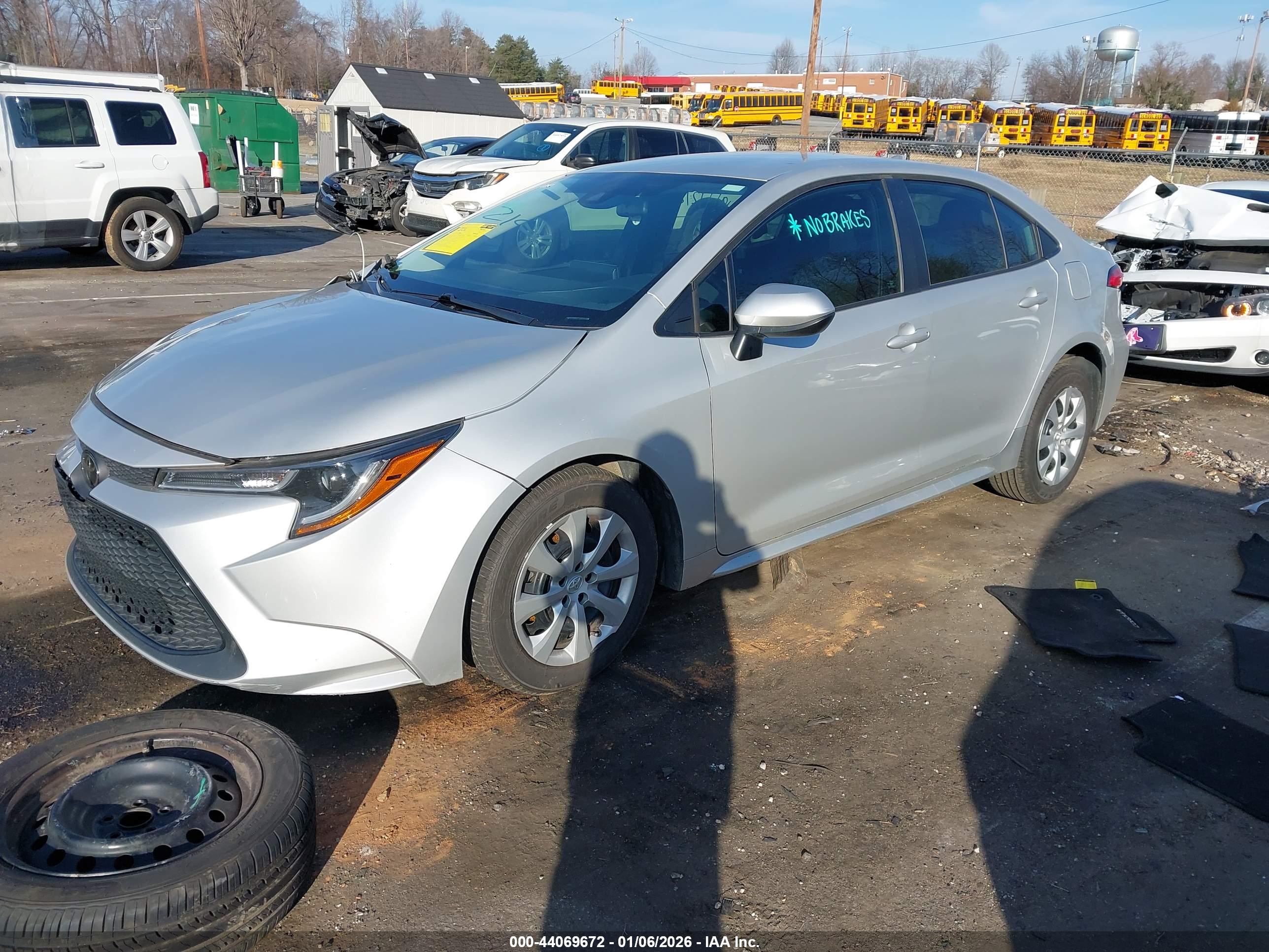 TOYOTA COROLLA image 2