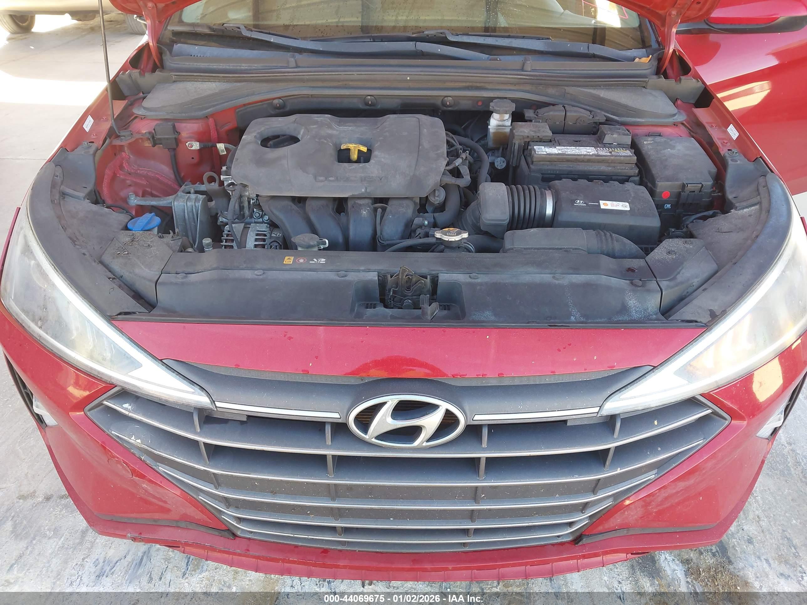 HYUNDAI ELANTRA image 10