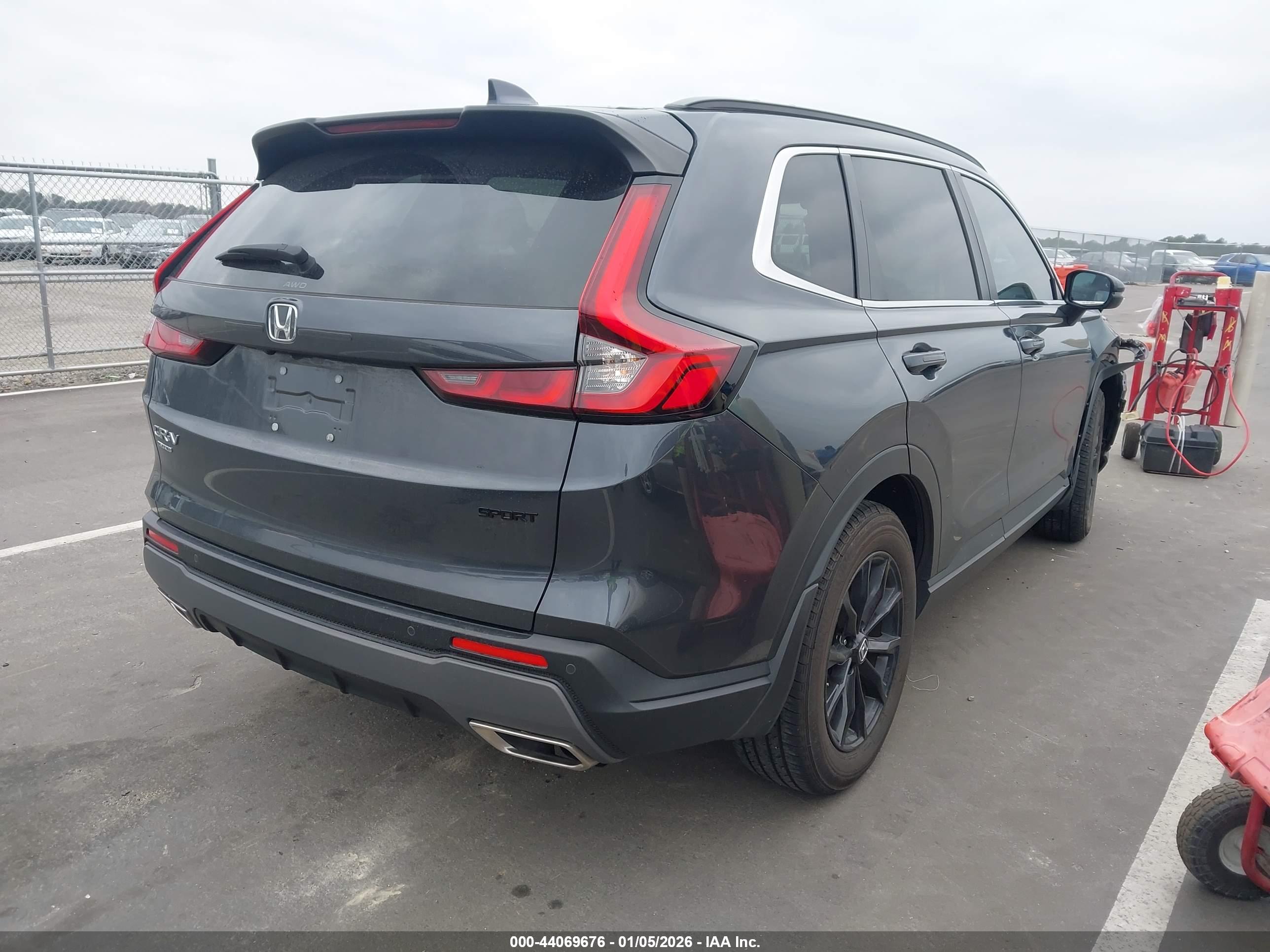 HONDA CR-V image 4