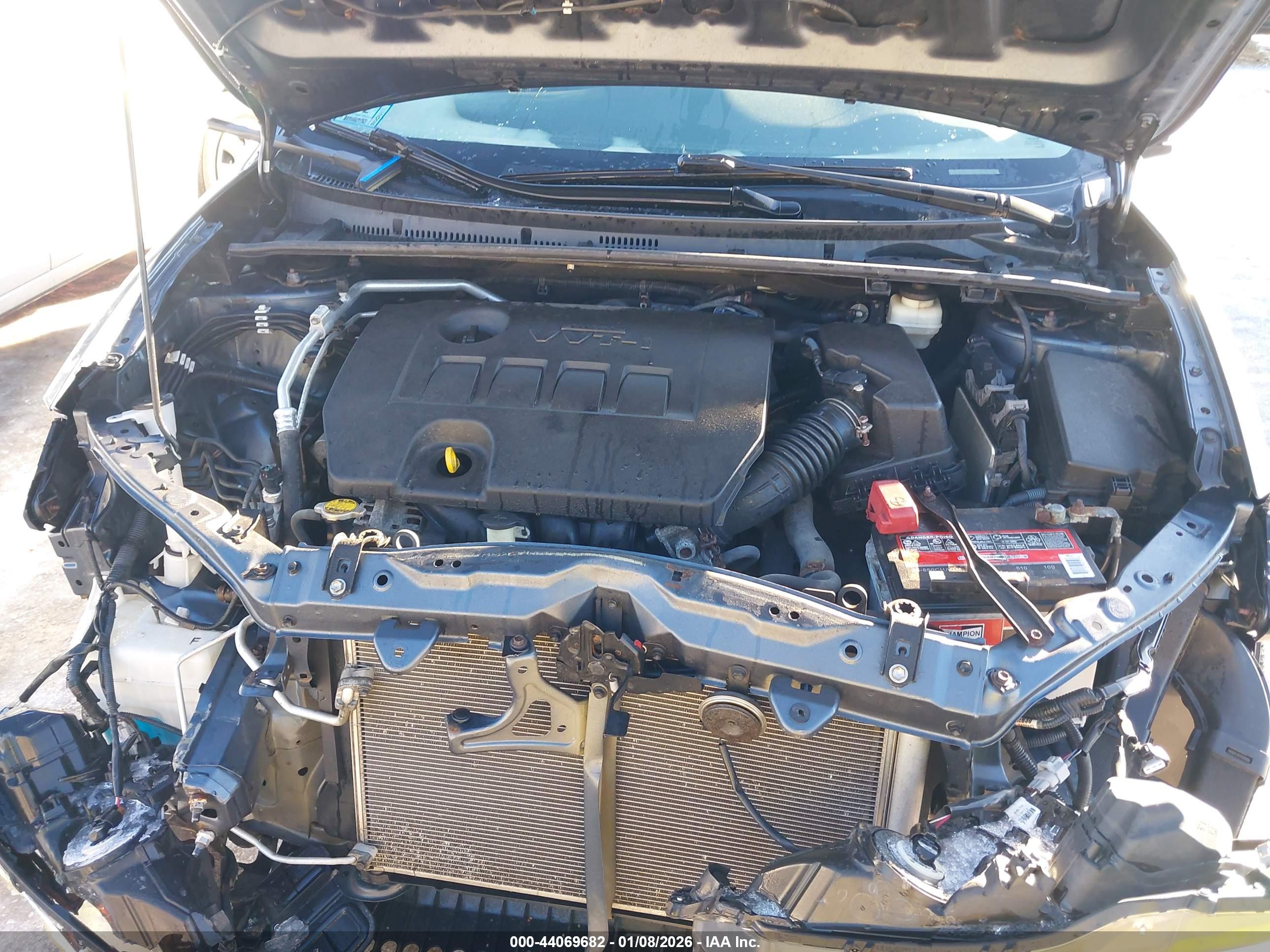TOYOTA COROLLA image 10