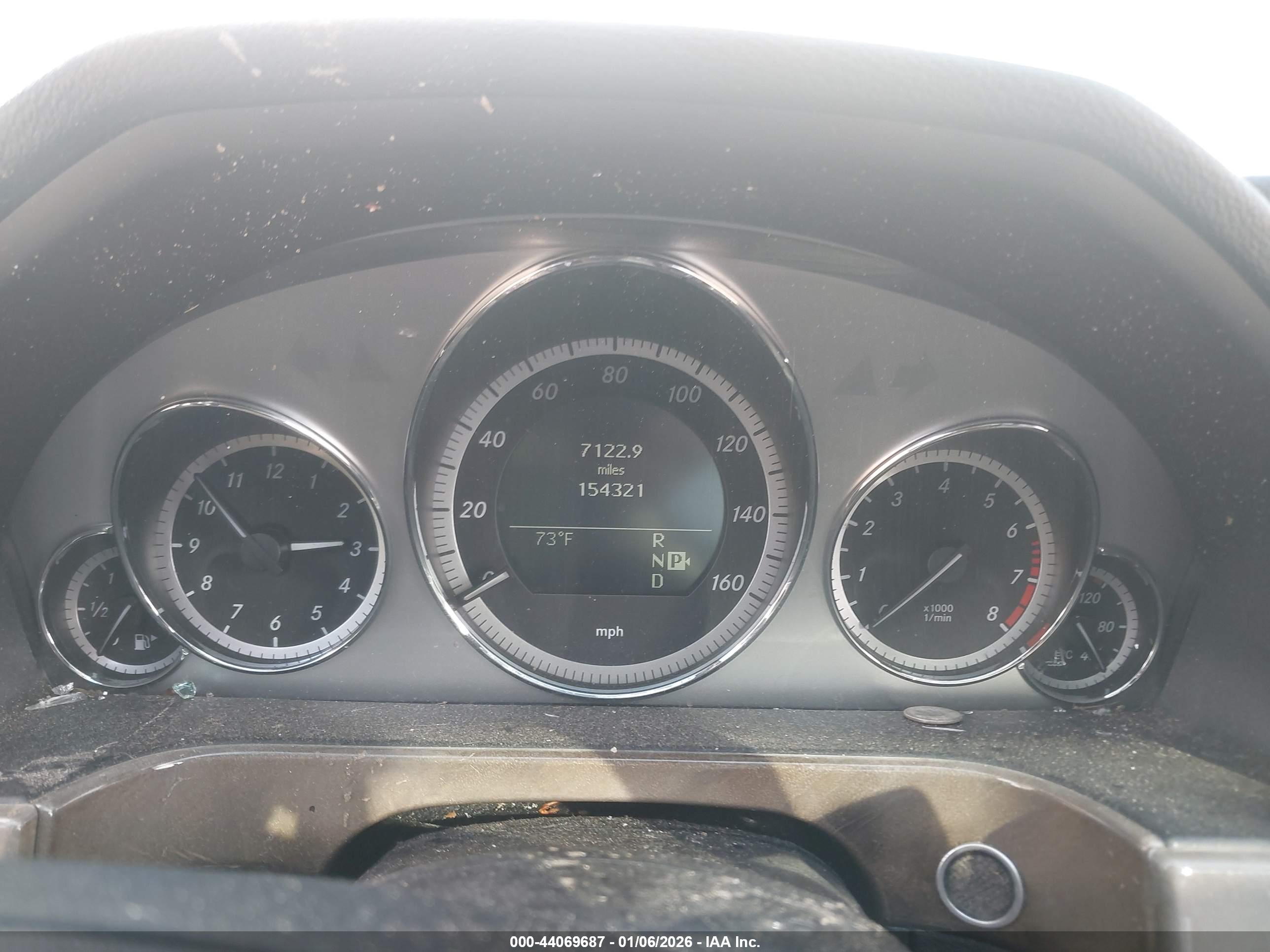 MERCEDES-BENZ E image 7