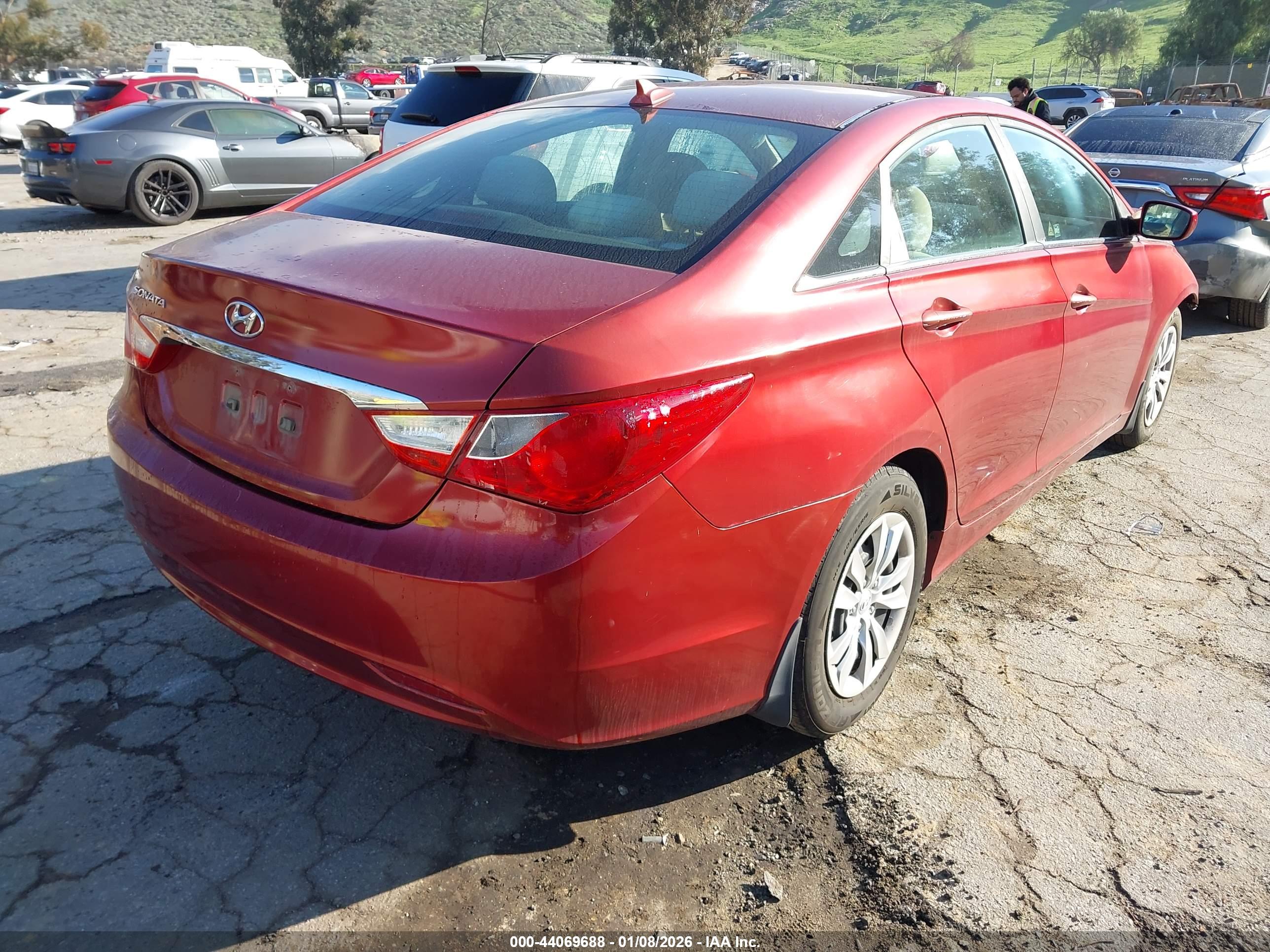 HYUNDAI SONATA image 4