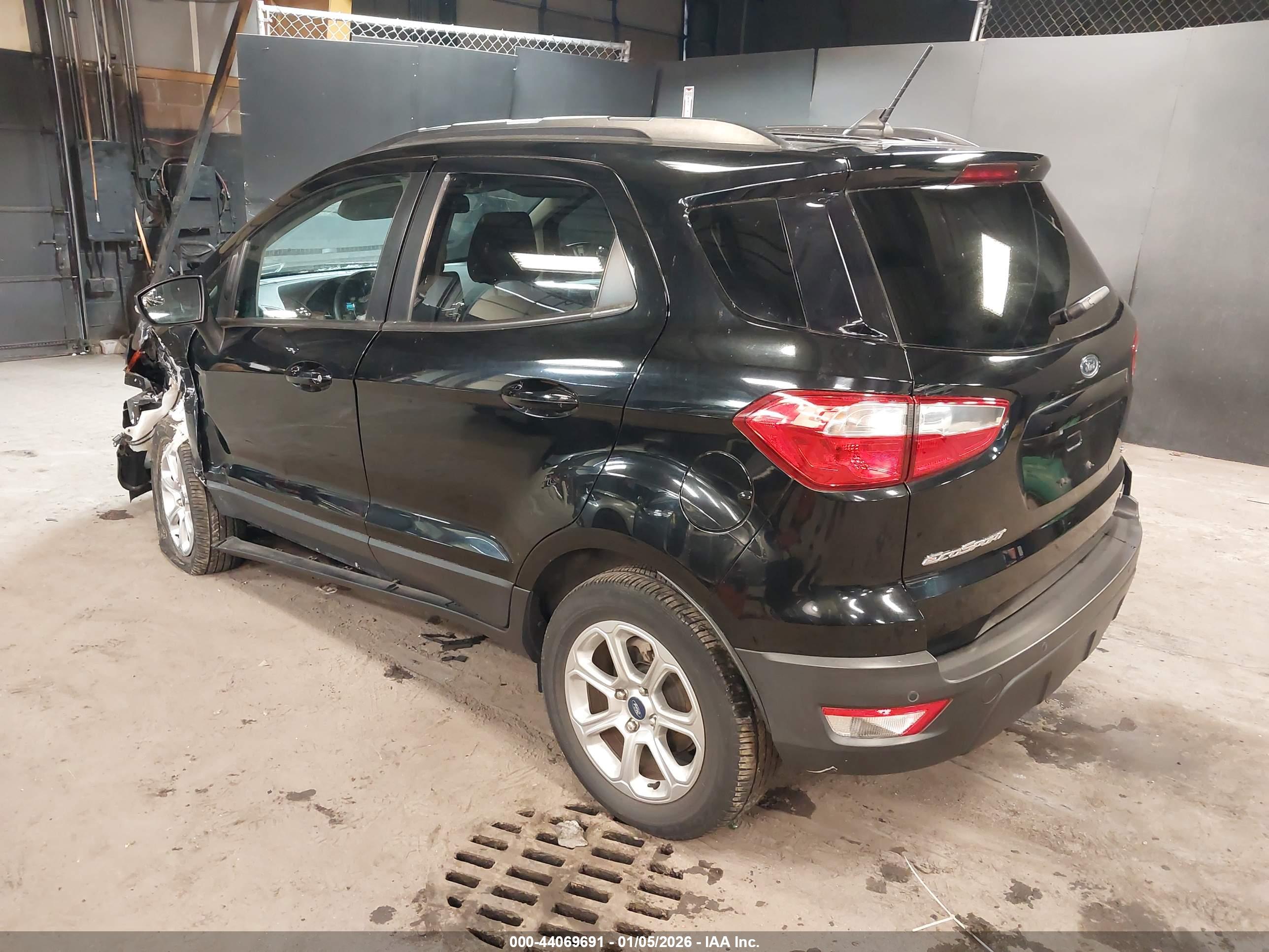 FORD ECOSPORT image 3