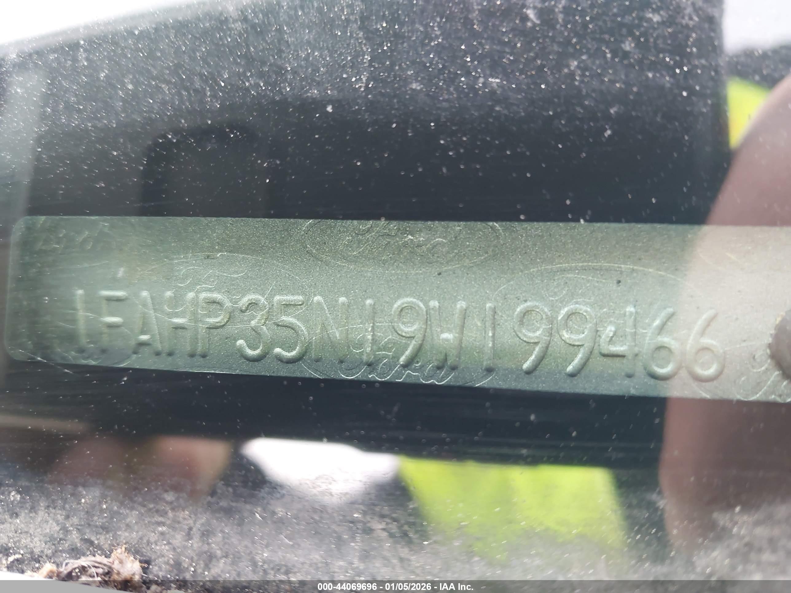 FORD FOCUS image 9