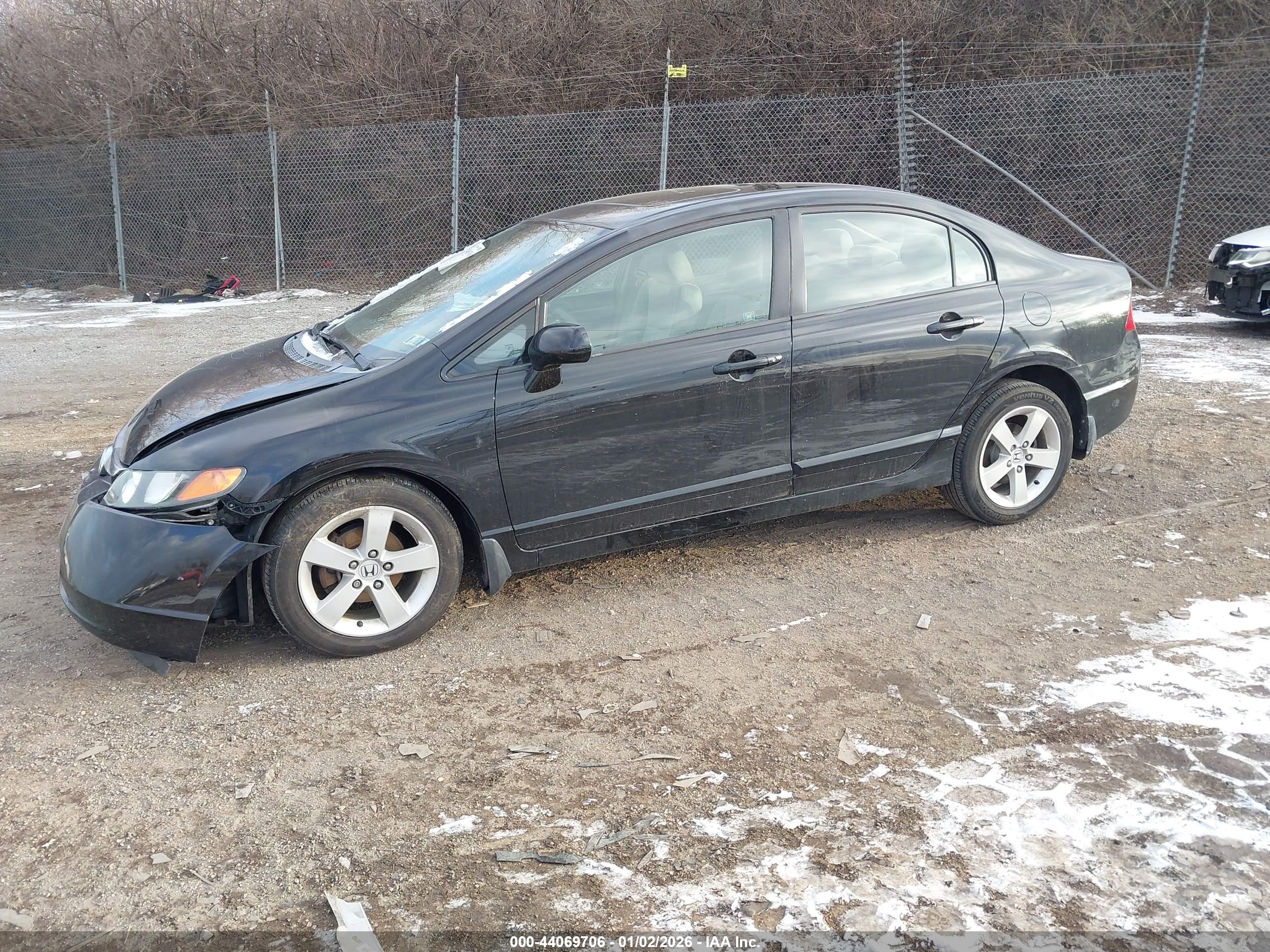 HONDA CIVIC image 2