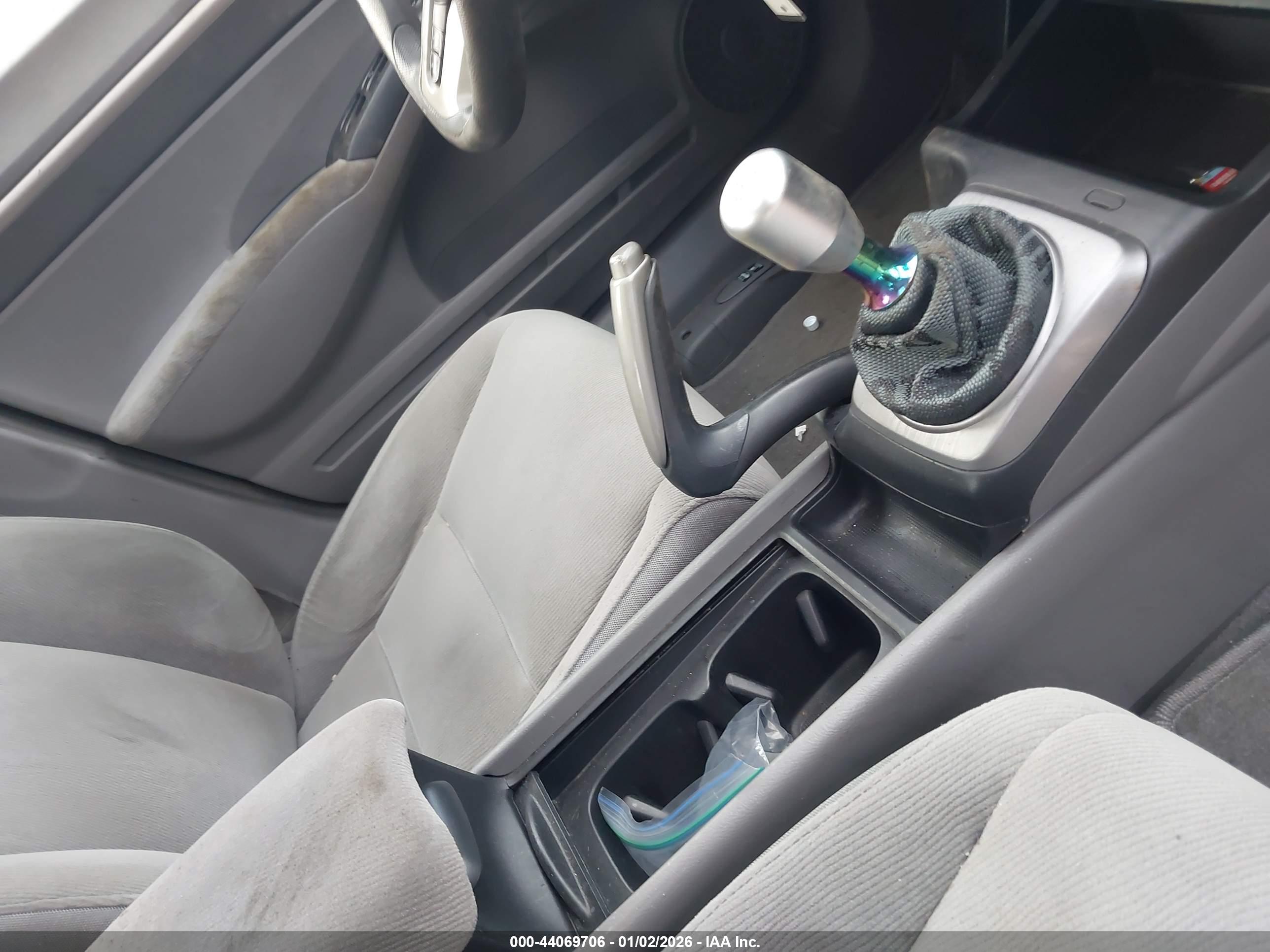 HONDA CIVIC image 5