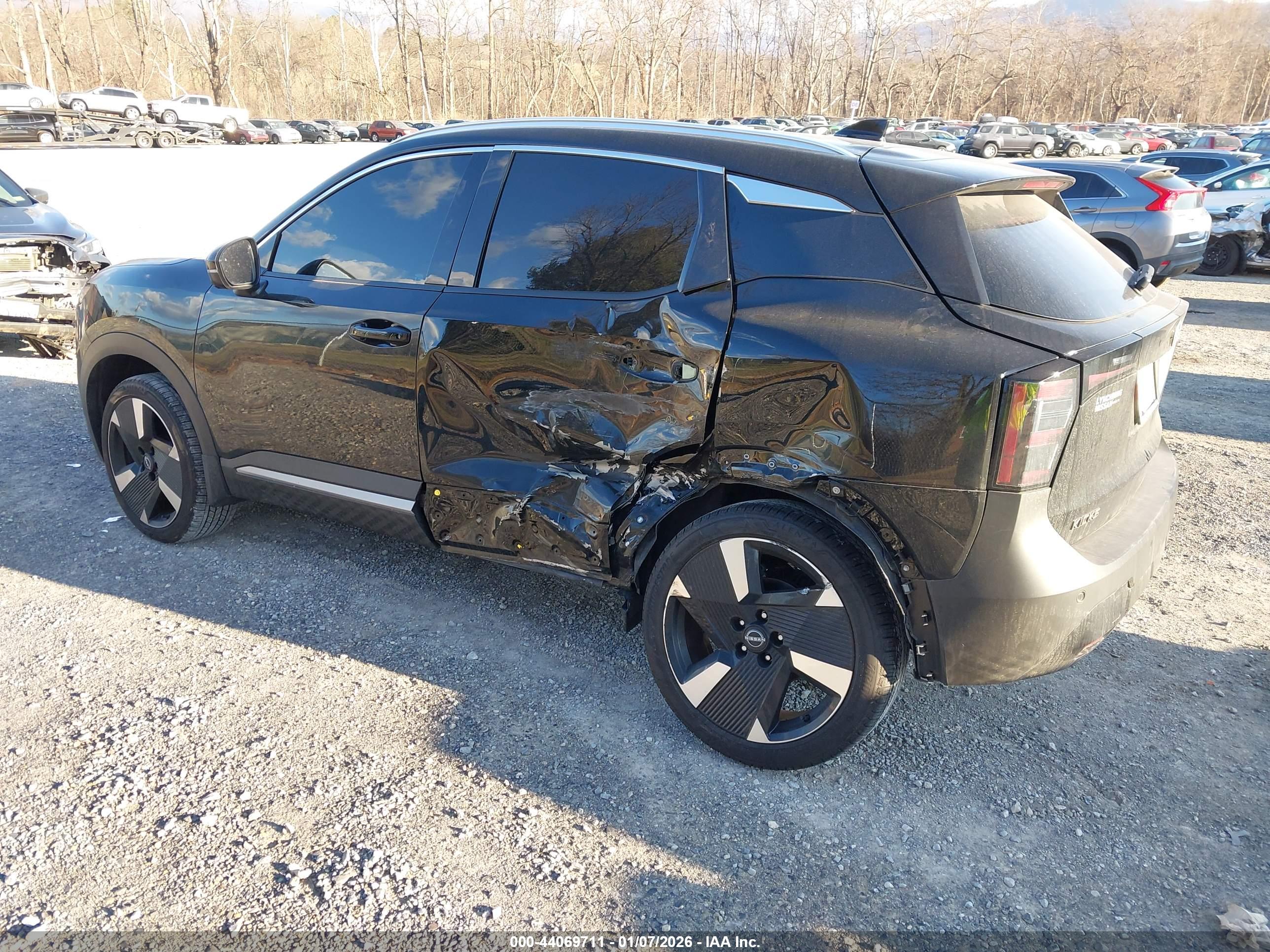 NISSAN KICKS image 3
