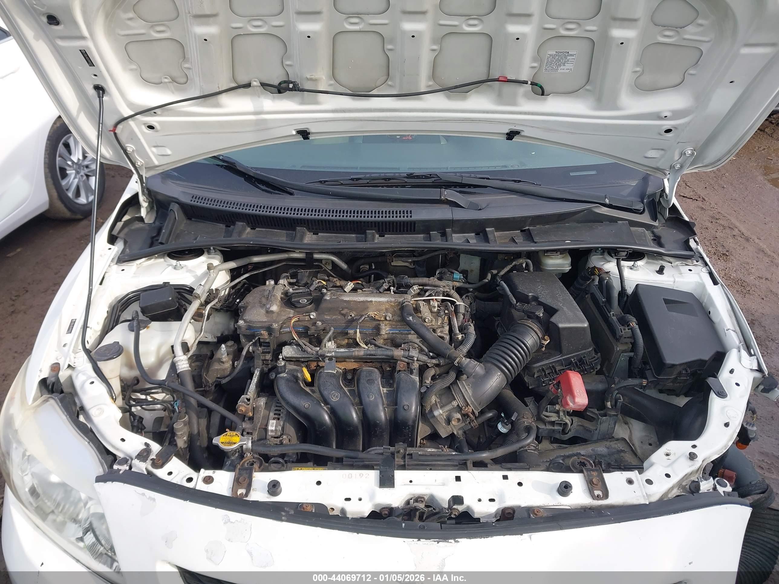 TOYOTA COROLLA image 10