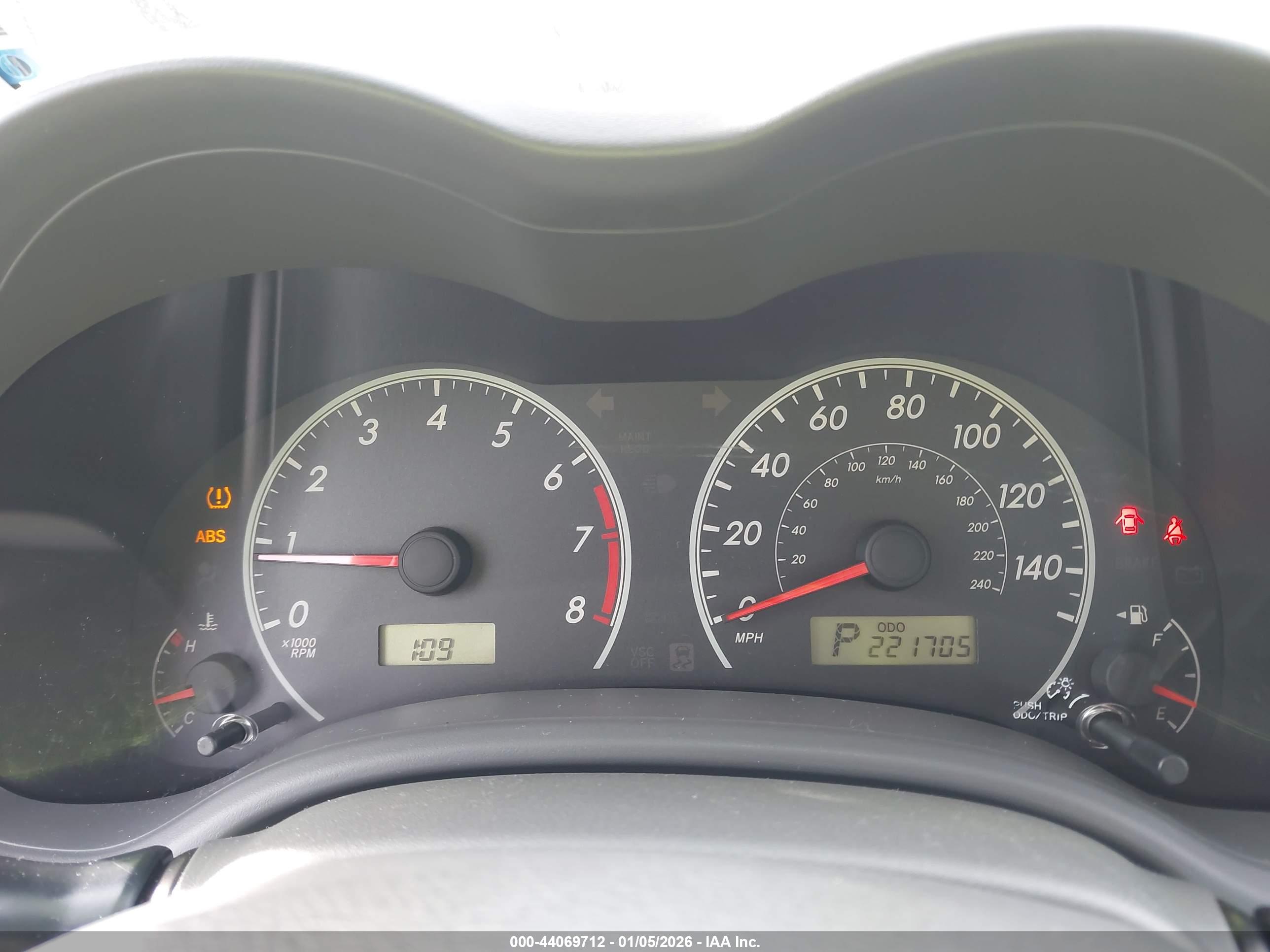 TOYOTA COROLLA image 7