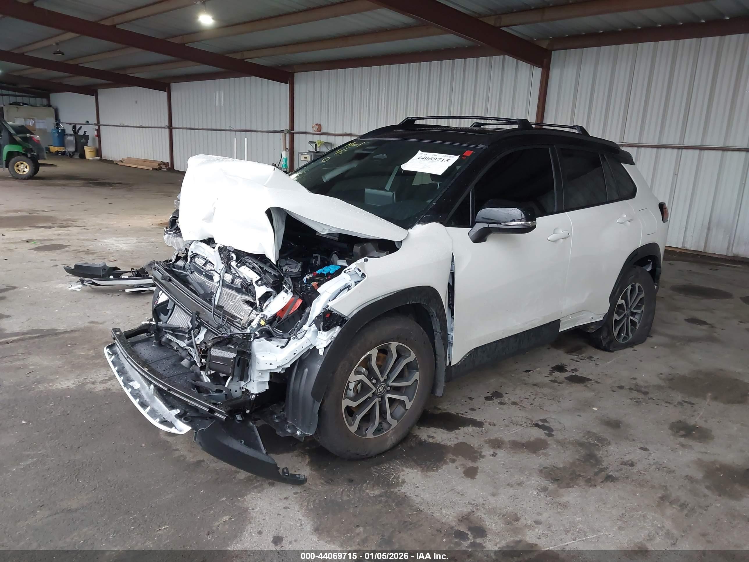 TOYOTA COROLLA image 2