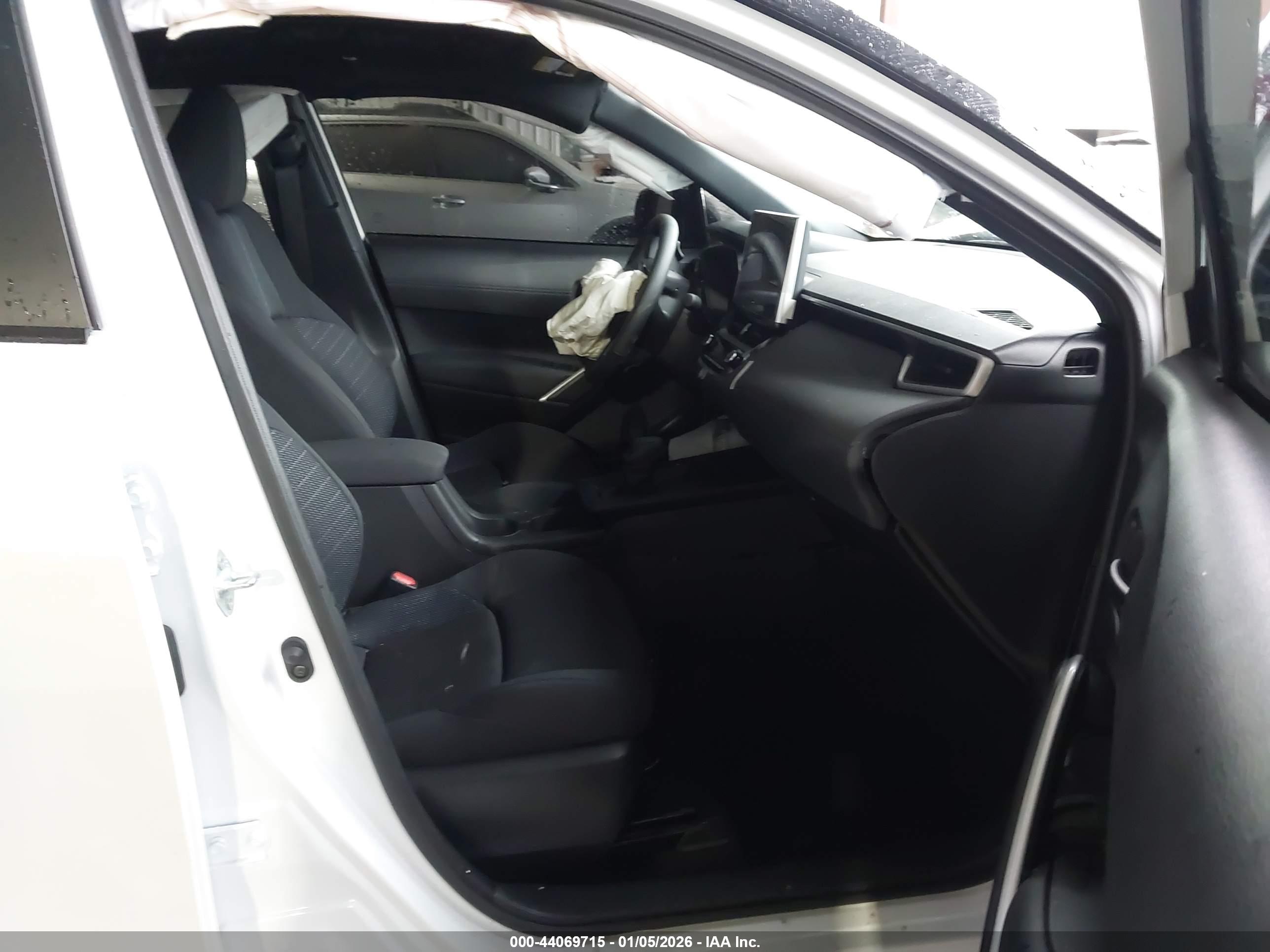TOYOTA COROLLA image 5