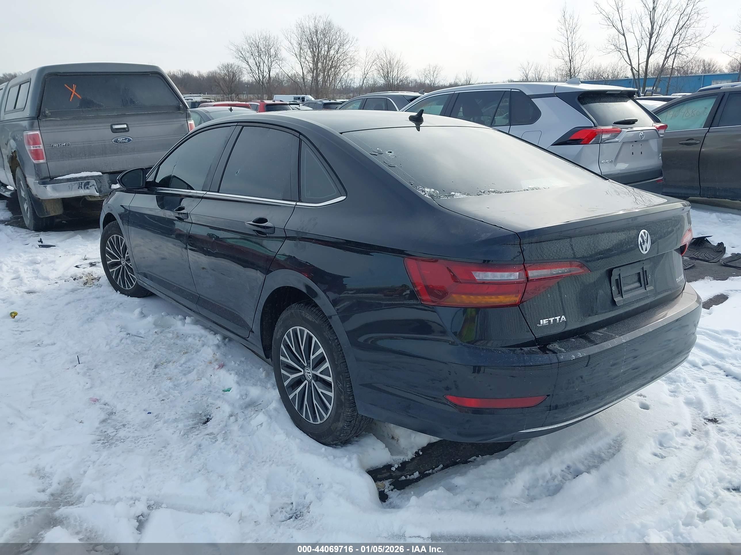 VOLKSWAGEN JETTA image 3