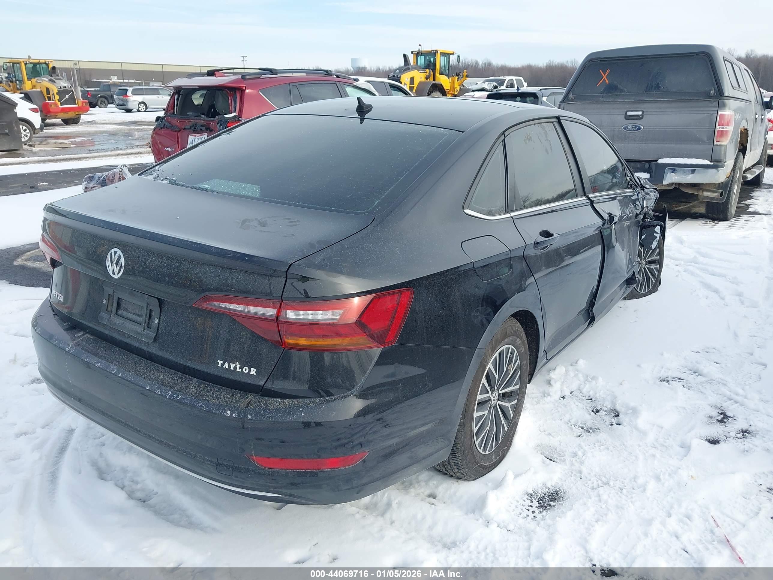 VOLKSWAGEN JETTA image 4