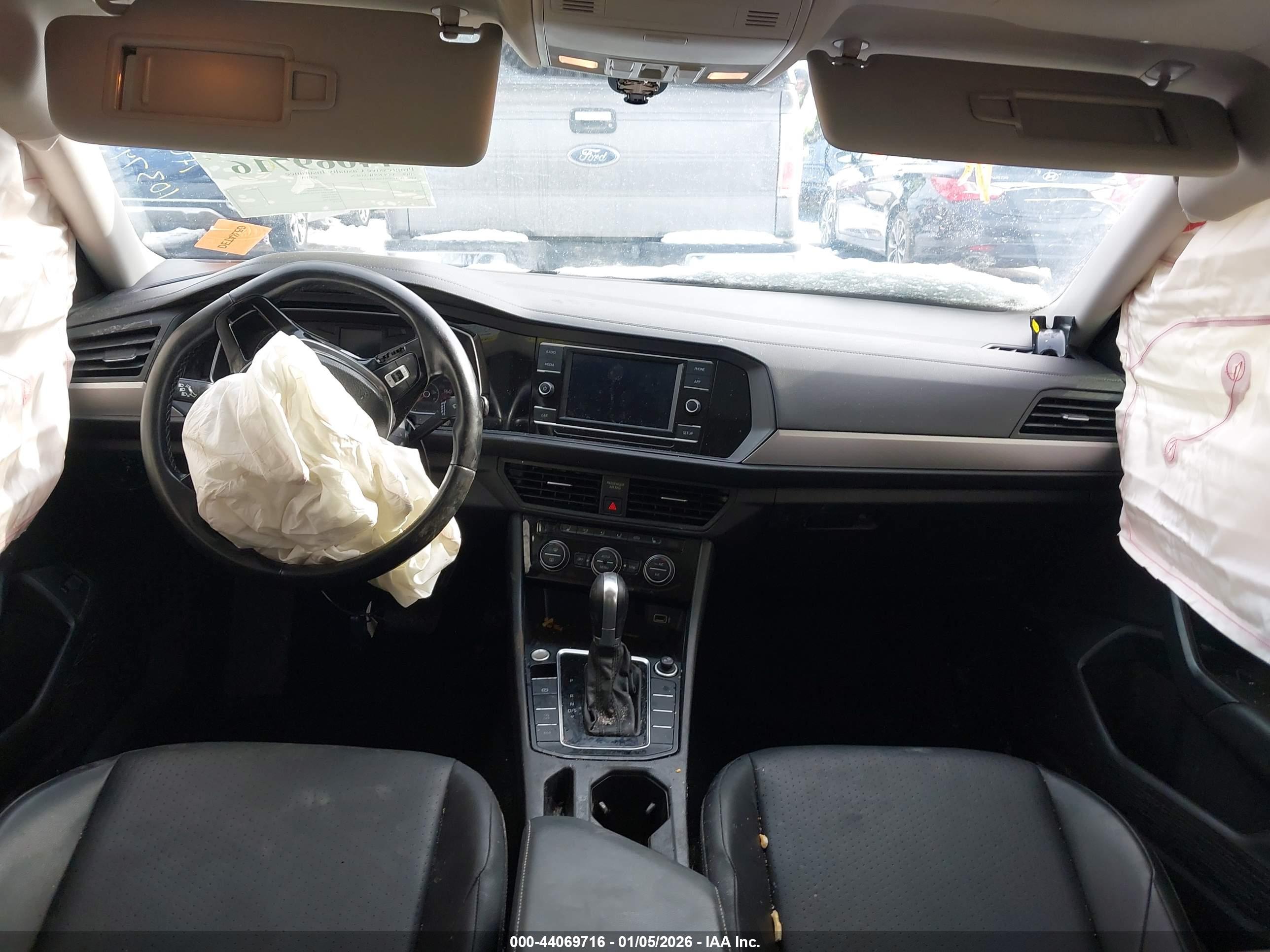 VOLKSWAGEN JETTA image 5