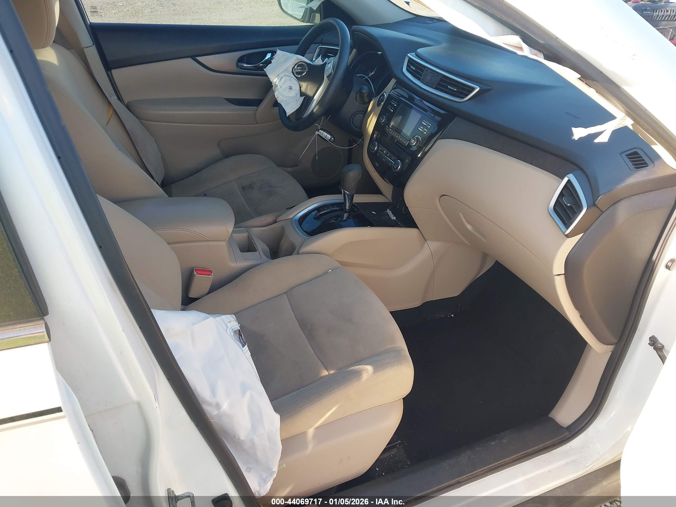 NISSAN ROGUE image 5