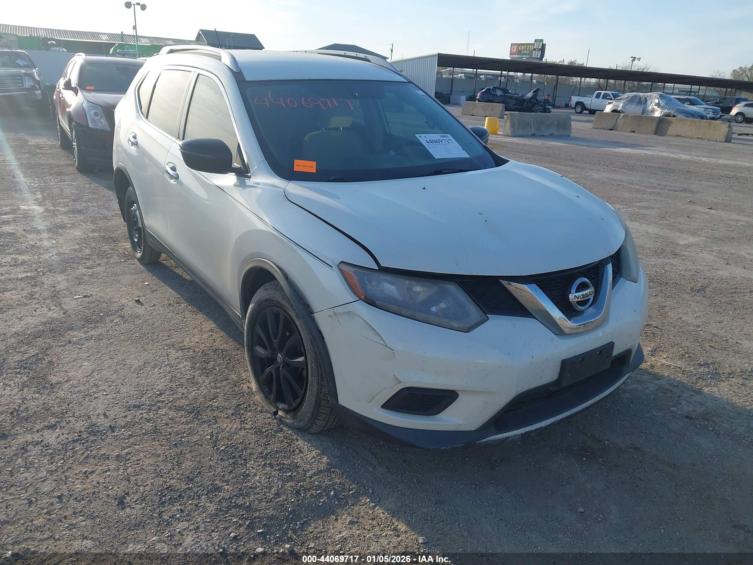 NISSAN ROGUE image 6