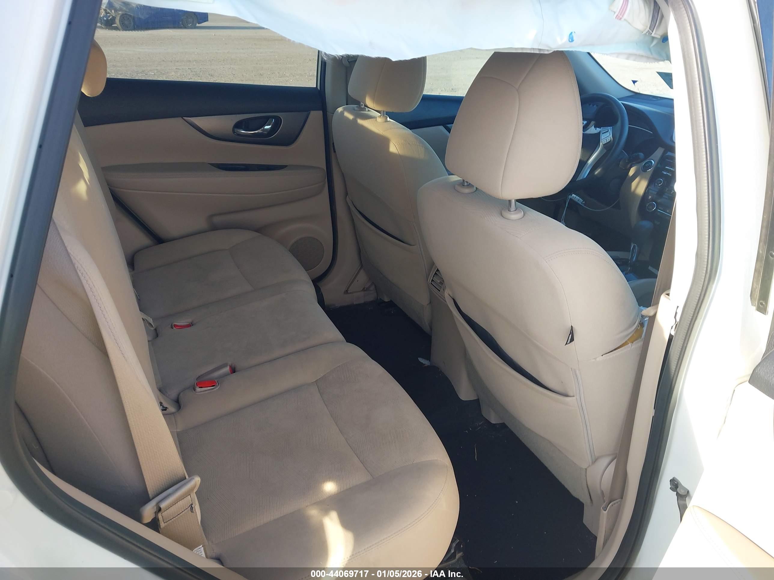 NISSAN ROGUE image 8