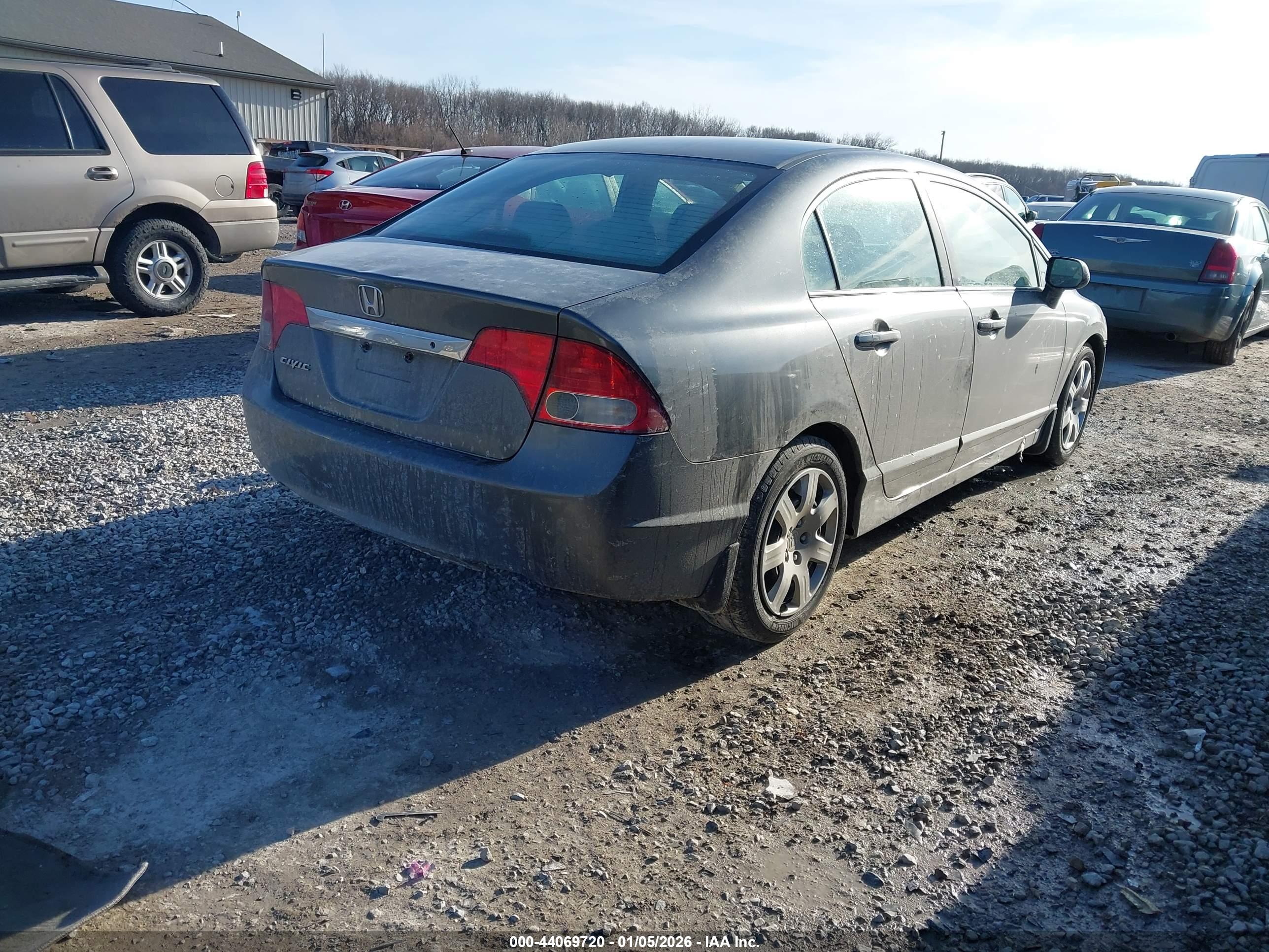 HONDA CIVIC image 4