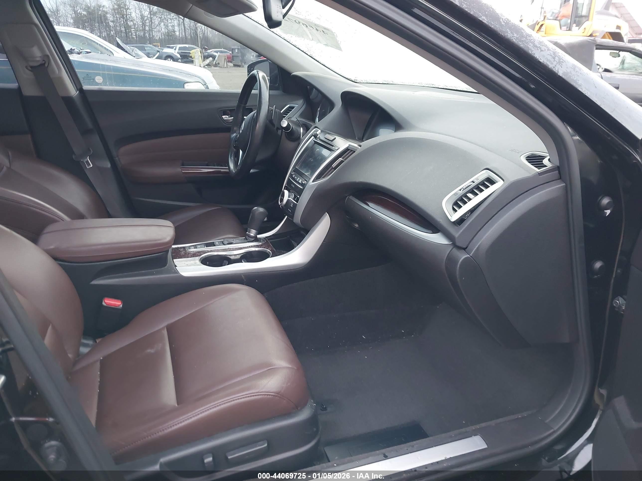 ACURA TLX image 5